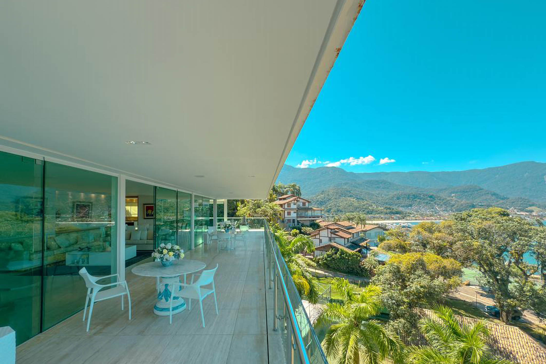  House at Iate Clube de Santos in Angra dos Reis - 物件實景