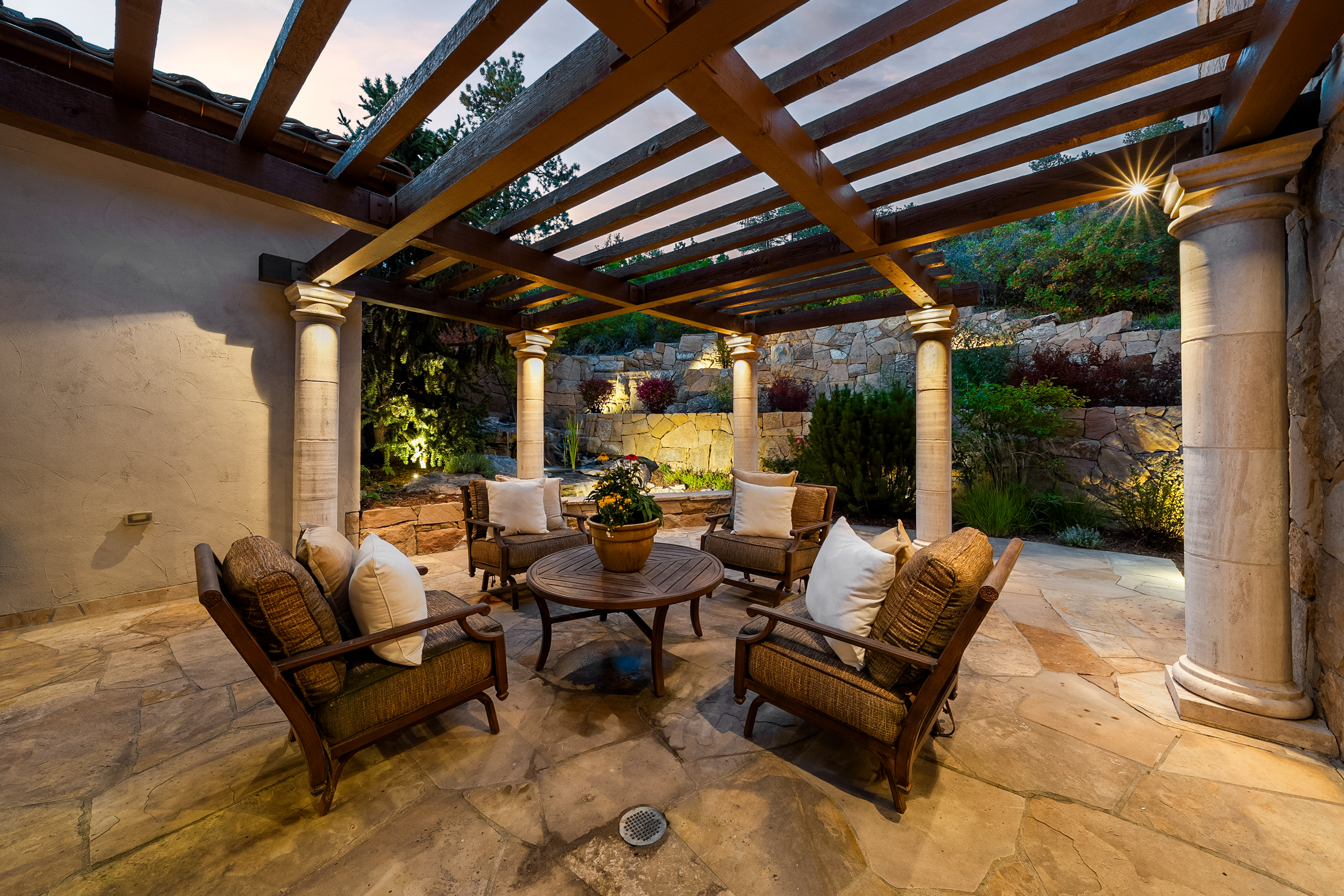  Award-Winning Tuscan-Inspired Estate - 物件實景