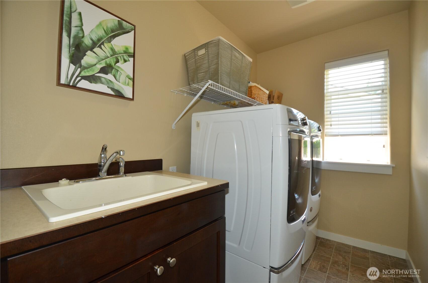 DUVALL, Washington, 98019, United States, 3 Bedrooms Bedrooms, ,3 BathroomsBathrooms,Residential,For Sale,1883370