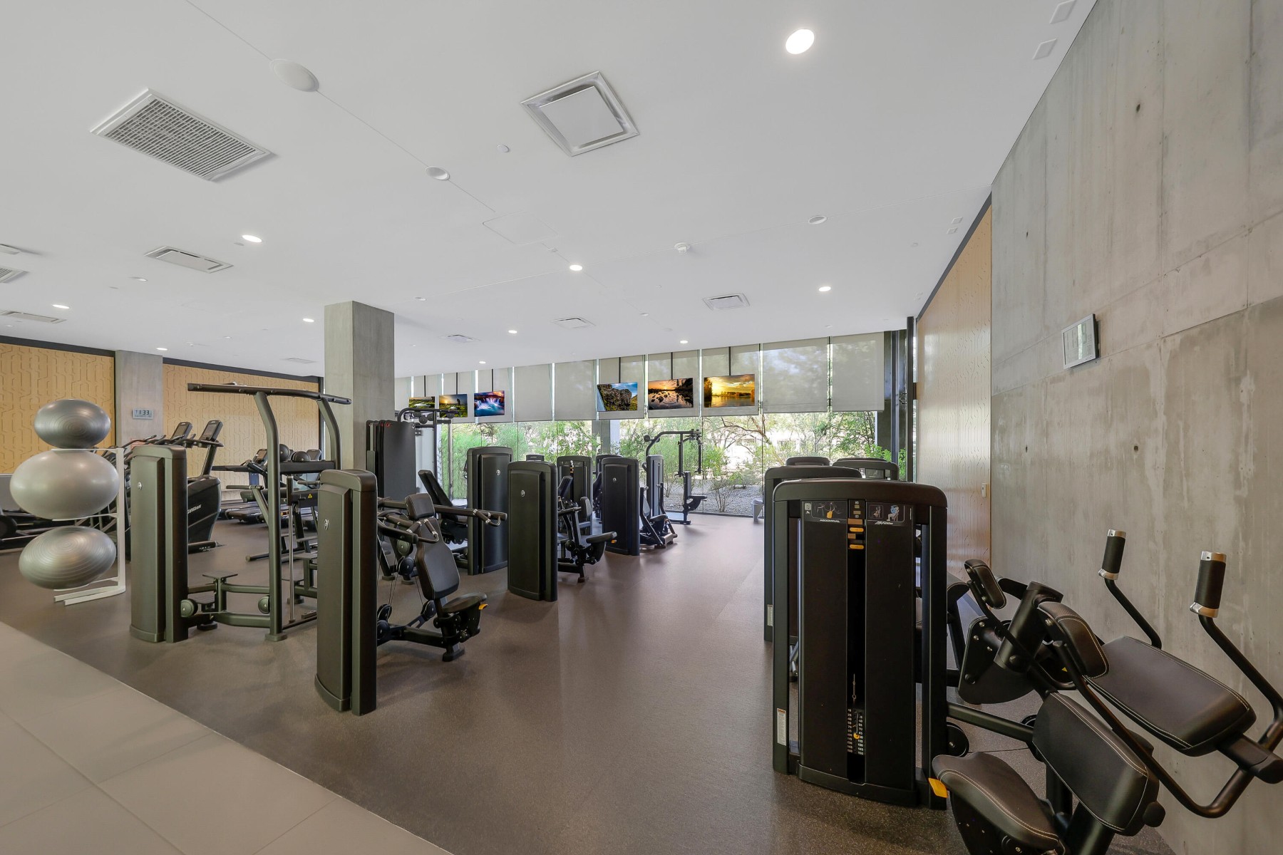  7120 E Kierland Boulevard  Scottsdale, AZ - 物件實景