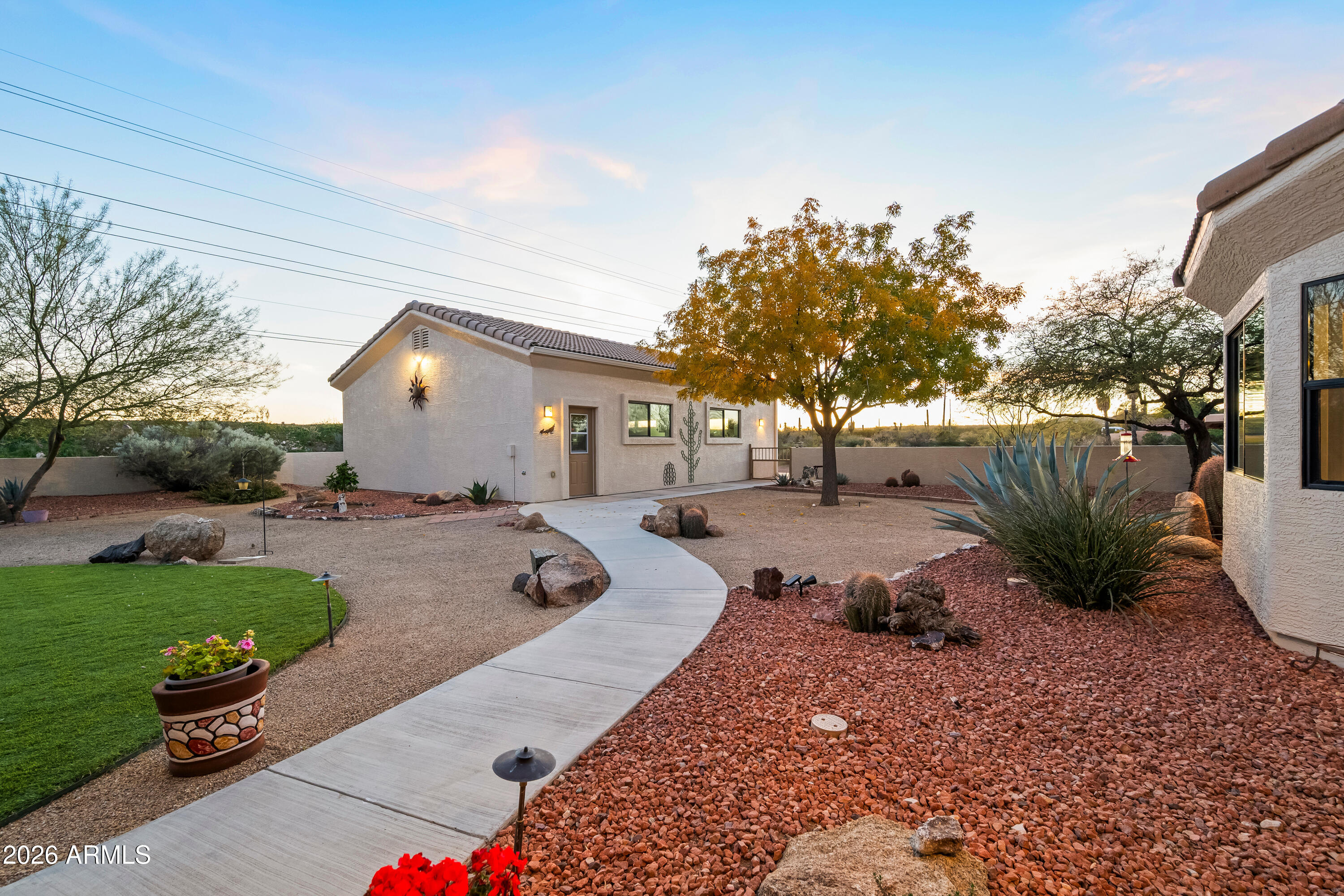 Wickenburg, Arizona, 85390, United States, 3 Bedrooms Bedrooms, ,2 BathroomsBathrooms,Residential,For Sale,2012620