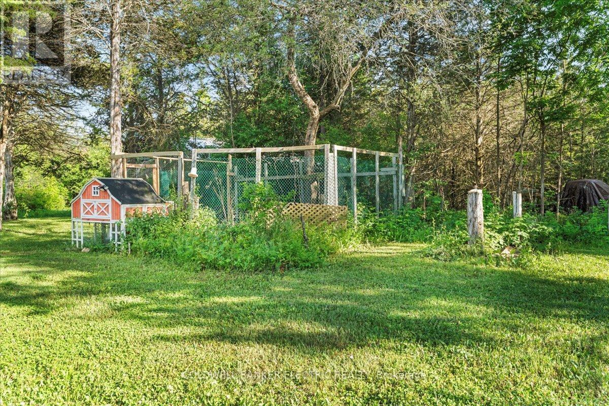 PRINCE EDWARD COUNTY (AMELIASBURG WARD), Ontario, K0K 1A0, CA, 5 Bedrooms Bedrooms, ,2 BathroomsBathrooms,Residential,For Sale,1867641