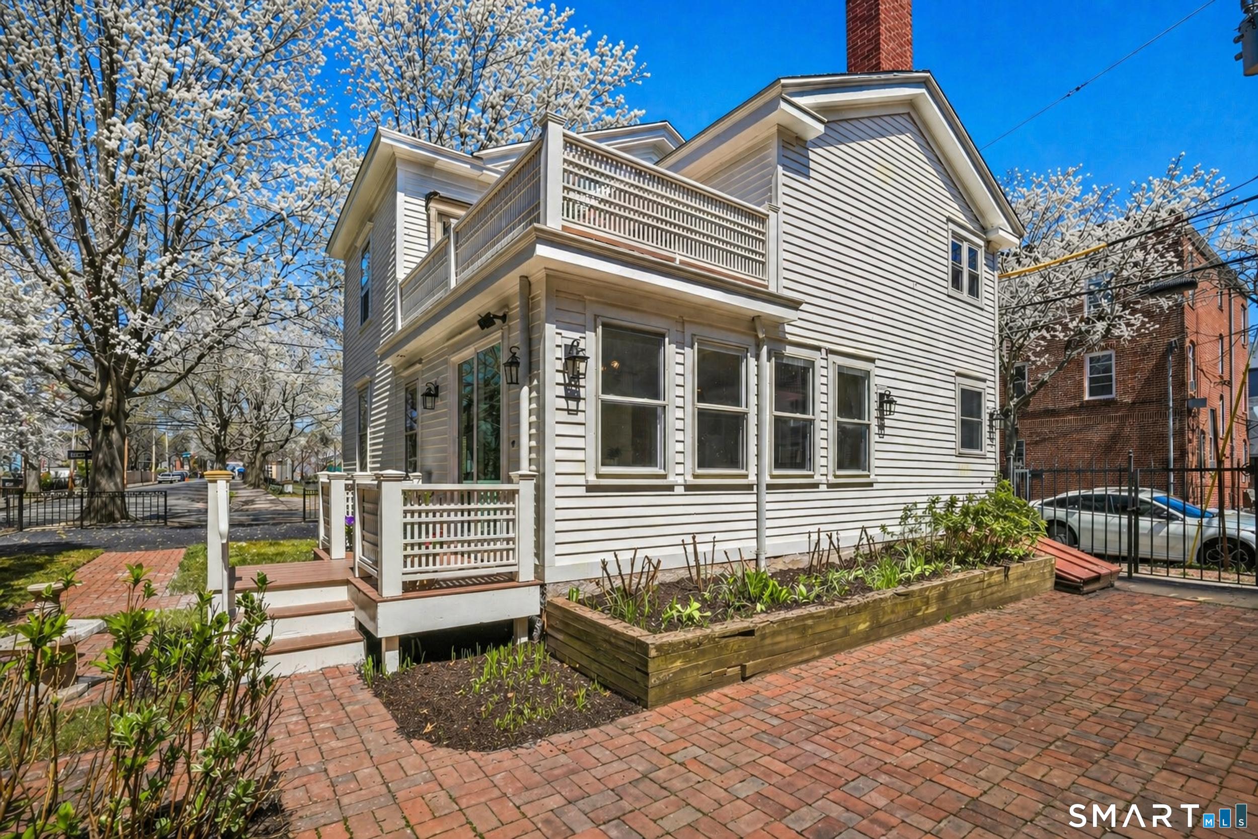 322, Connecticut, 06511, United States, 4 Bedrooms Bedrooms, ,3 BathroomsBathrooms,Residential,For Sale,2040679