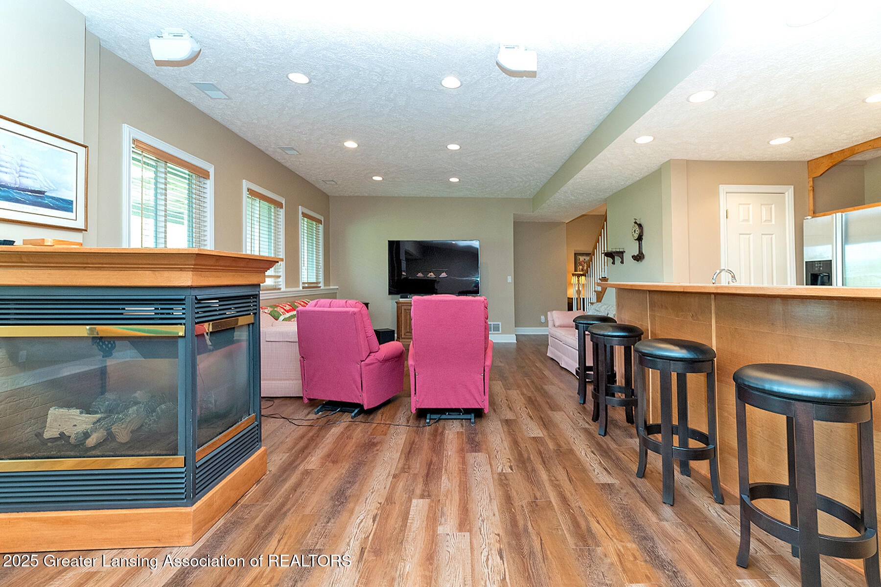 Williamston, Michigan, 48895, United States, 4 Bedrooms Bedrooms, ,4 BathroomsBathrooms,Residential,For Sale,1877487