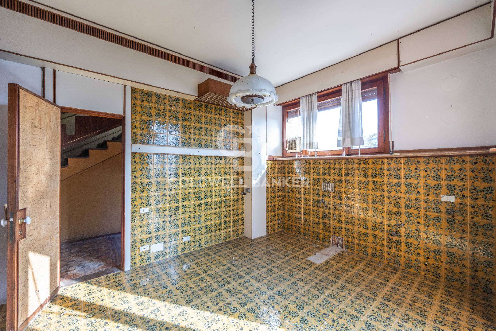 Via Giacomo Filippo Novaro, Bologna, Bologna, 40100, IT, 6 Bedrooms Bedrooms, ,6 BathroomsBathrooms,Residential,For Sale,Via Giacomo Filippo Novaro,1627470