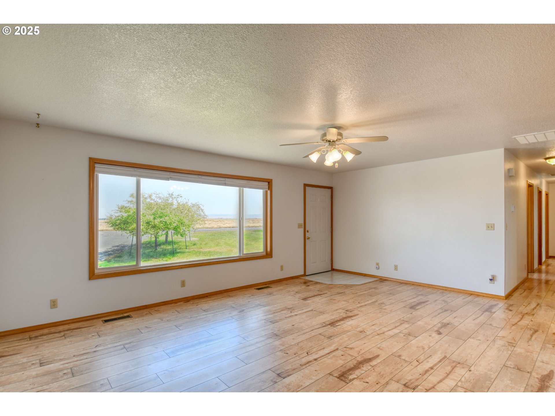 Pendleton, Oregon, 97801, United States, 3 Bedrooms Bedrooms, ,3 BathroomsBathrooms,Residential,For Sale,1891177