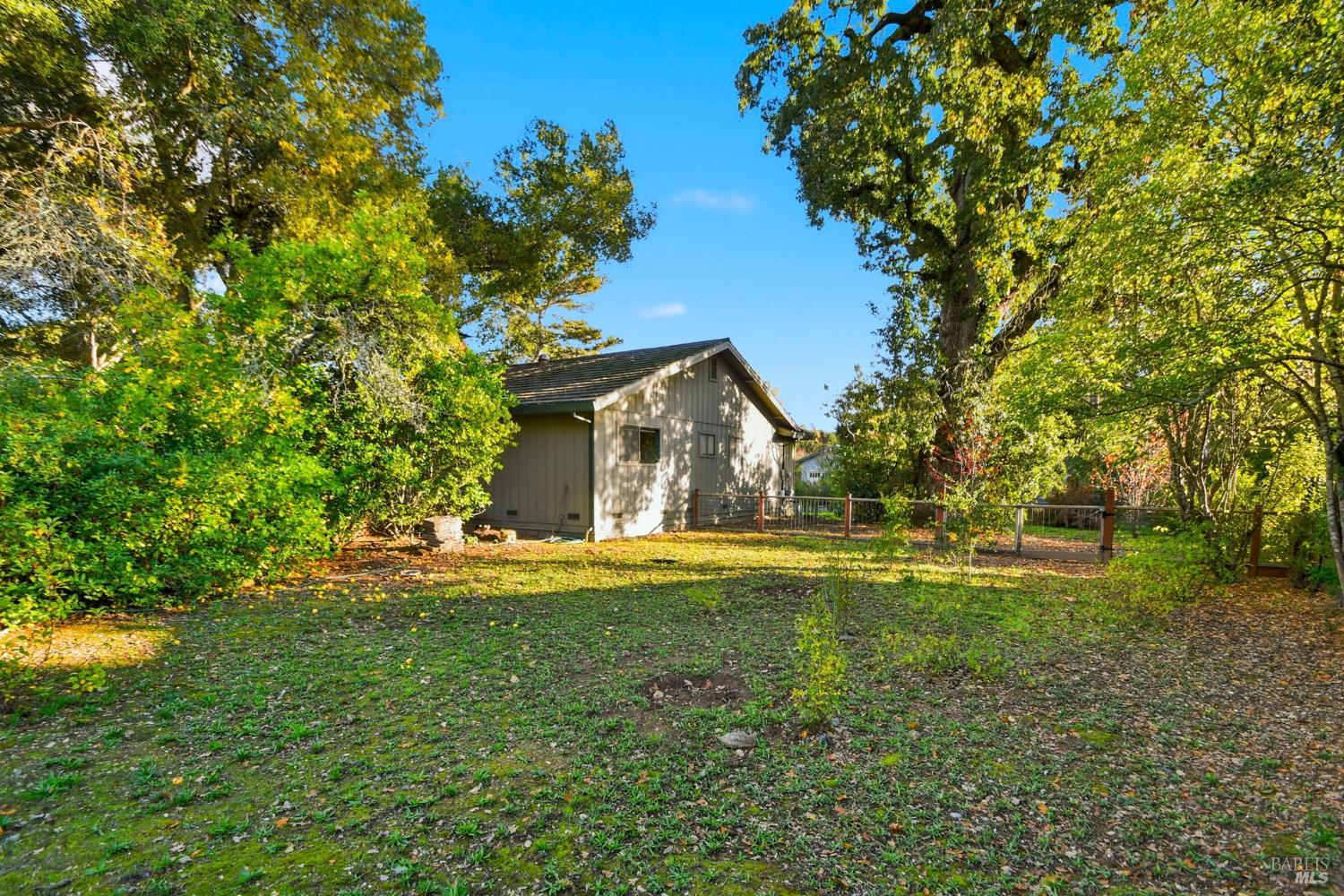 Glen Ellen, California, 95442, United States, 3 Bedrooms Bedrooms, ,3 BathroomsBathrooms,Residential,For Sale,1989437