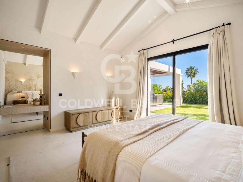 Marbella, Andalusia, ES, 4 Bedrooms Bedrooms, ,4 BathroomsBathrooms,Residential,For Sale,1826342