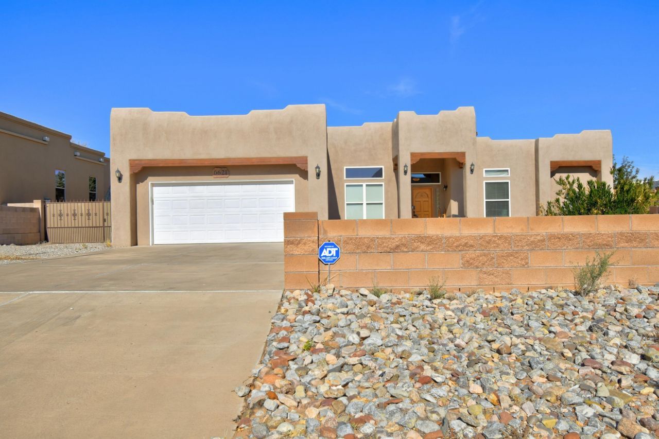 Rio Rancho, New Mexico, 87144, United States, 3 Bedrooms Bedrooms, ,2 BathroomsBathrooms,Residential,For Sale,1993509