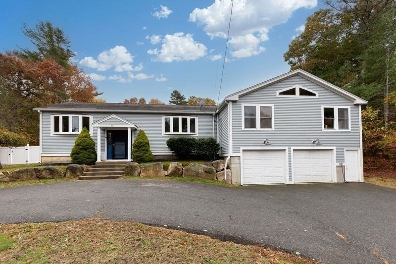 Plymouth, Massachusetts, 02360, United States, 3 Bedrooms Bedrooms, ,2 BathroomsBathrooms,Residential,For Sale,1982204