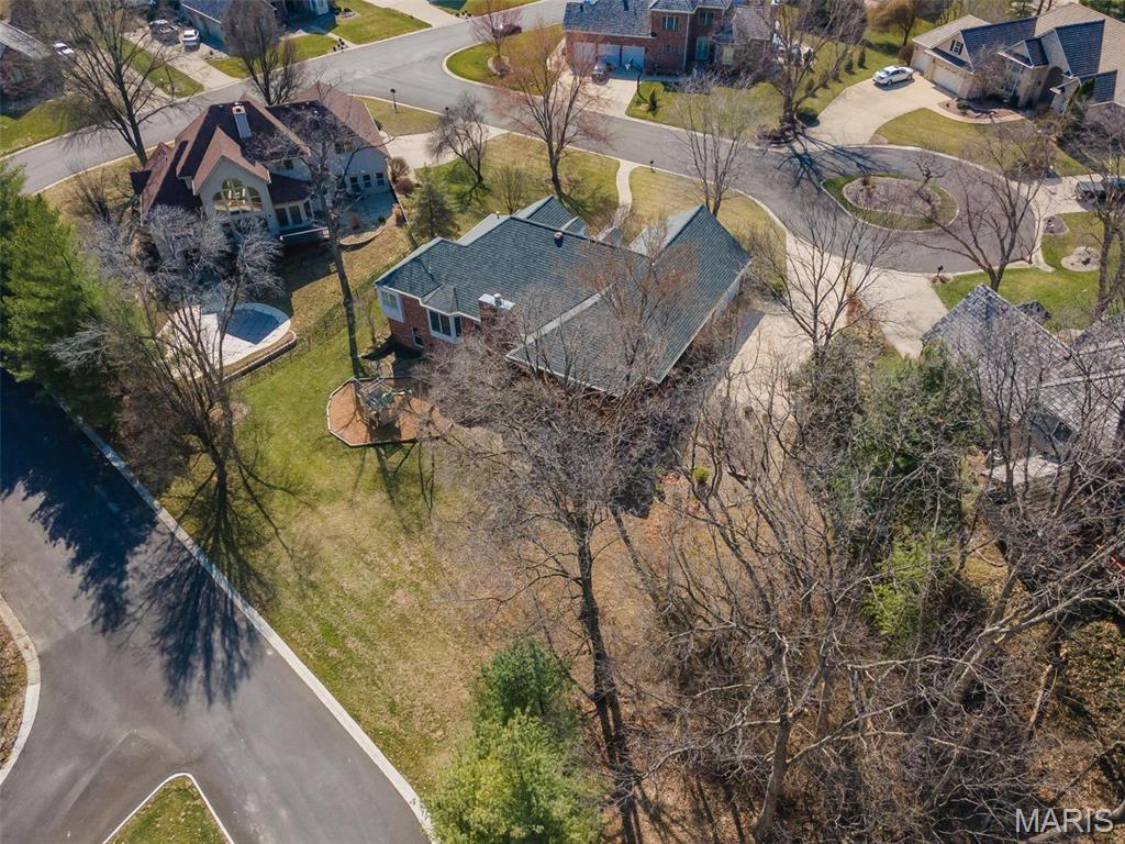 Glen Carbon, Illinois, 62034, United States, 3 Bedrooms Bedrooms, ,4 BathroomsBathrooms,Residential,For Sale,1840876