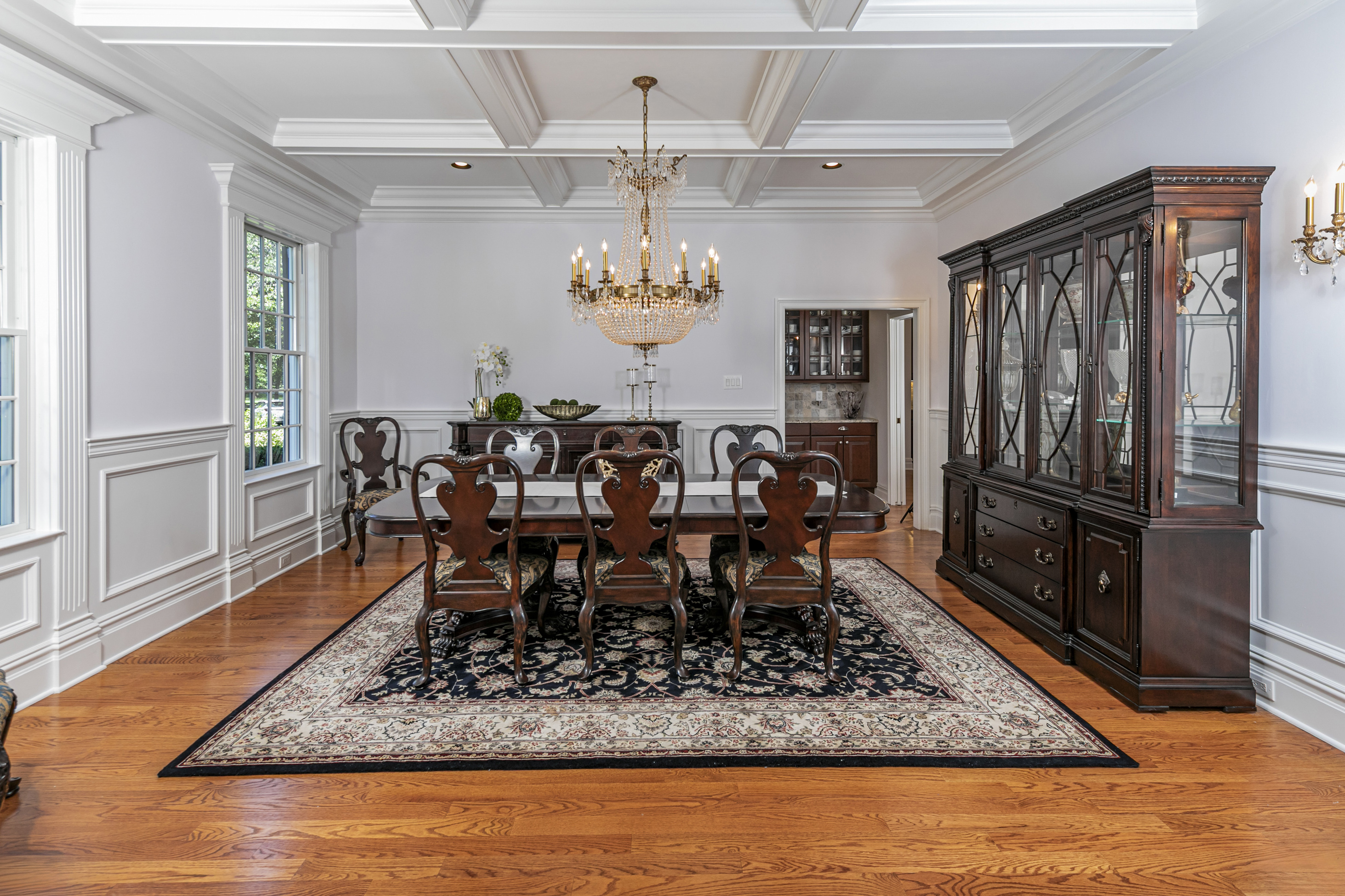  A Custom Home That Knows How to Host - 物件實景