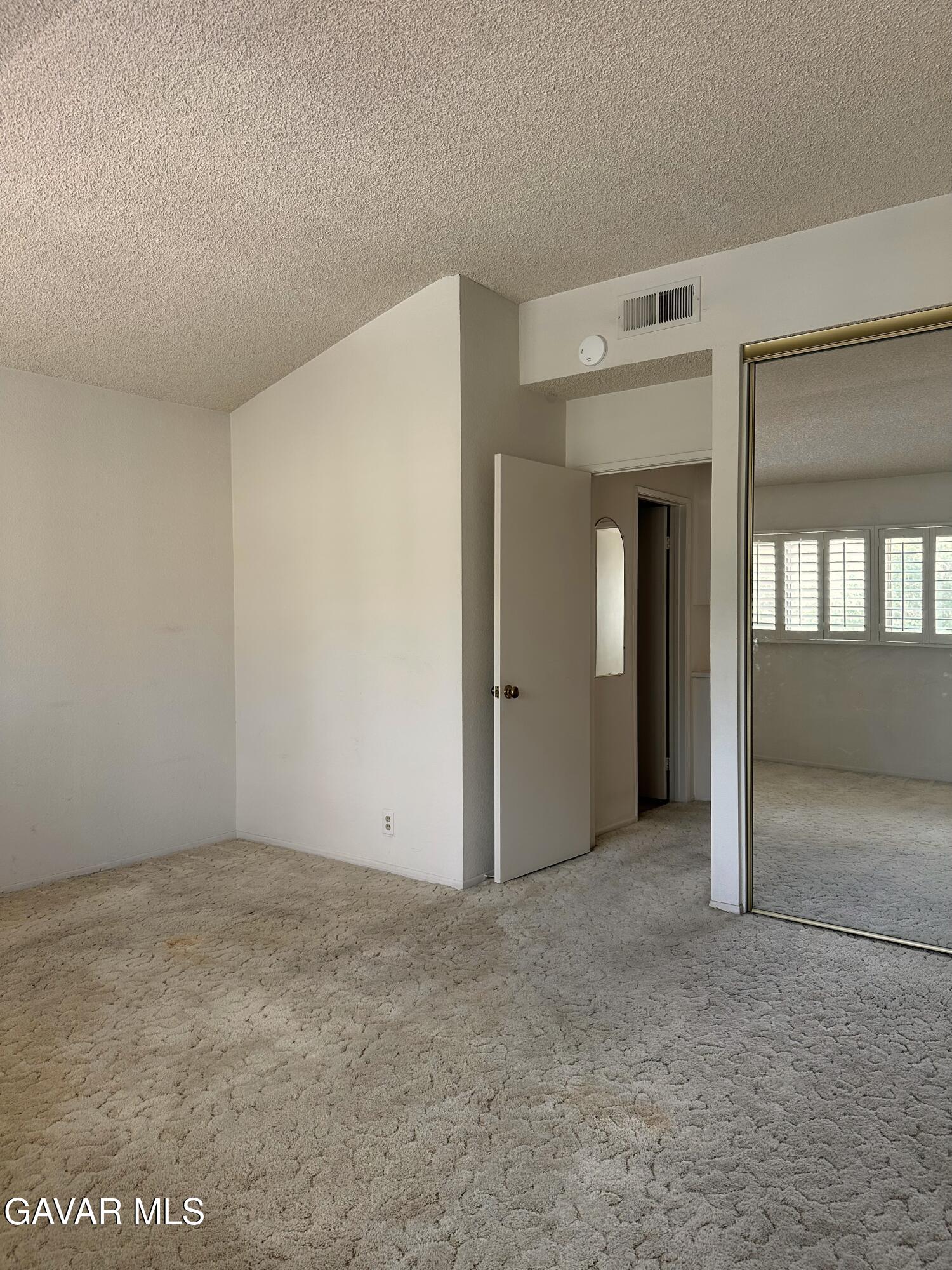 Palmdale, California, 93551, United States, 3 Bedrooms Bedrooms, ,3 BathroomsBathrooms,Residential,For Sale,1973672