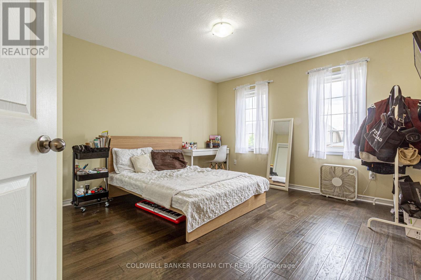 BRANTFORD, Ontario, N3T 0E6, CA, 3 Bedrooms Bedrooms, ,2 BathroomsBathrooms,Residential,For Sale,1903320