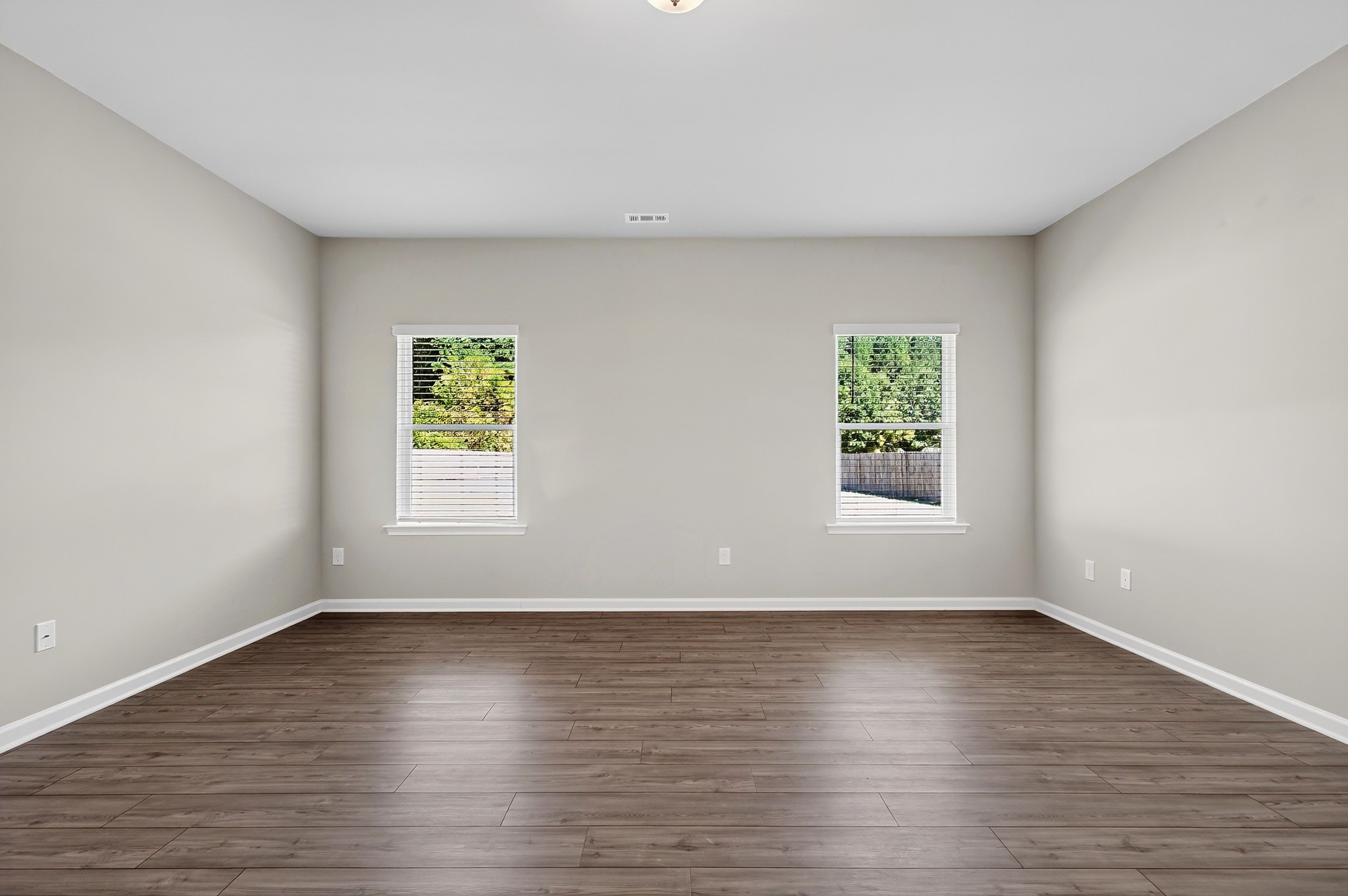  220 Citizens Court, Four Oaks, NC 27524 - 物件實景