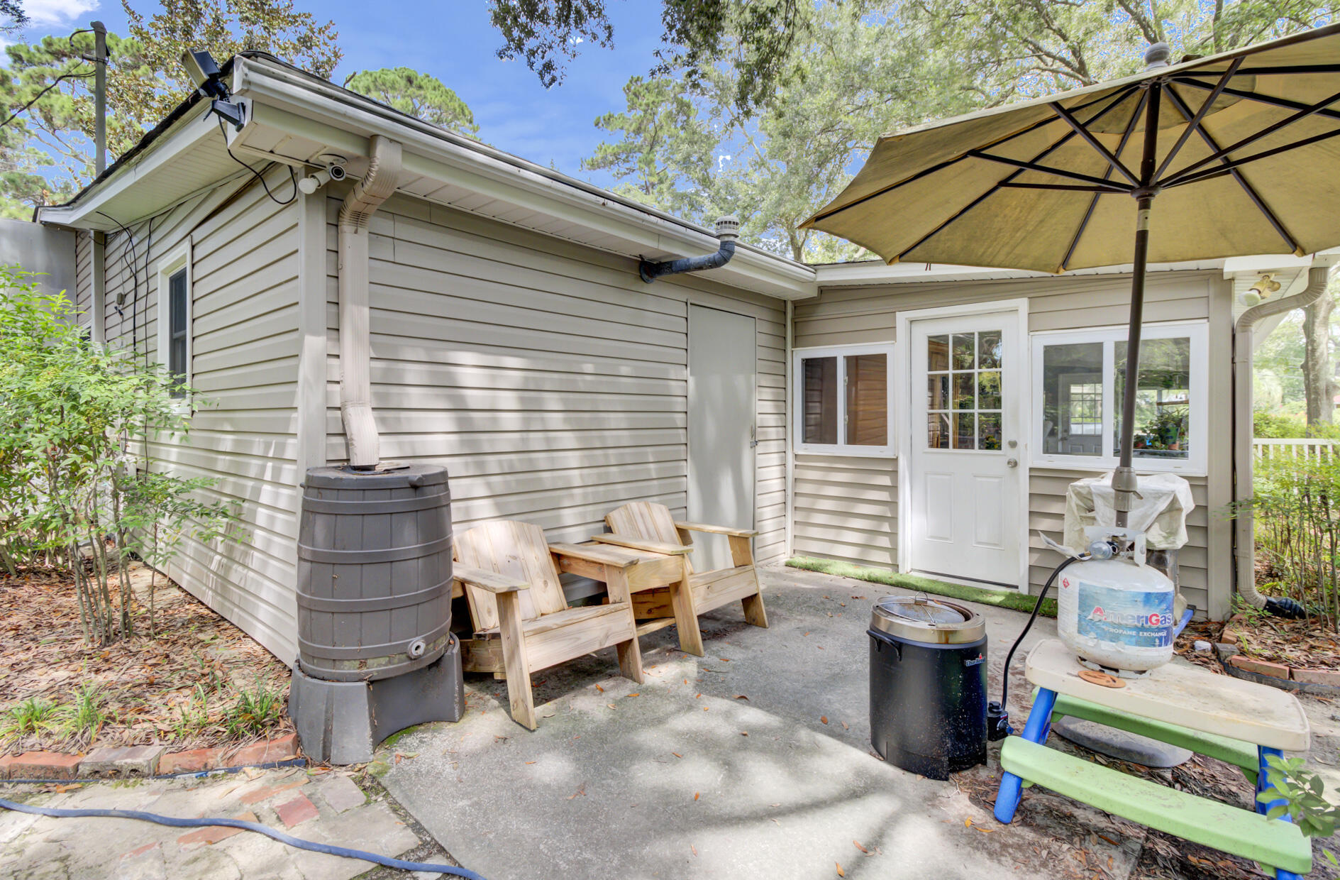 Charleston, South Carolina, 29407, United States, 4 Bedrooms Bedrooms, ,2 BathroomsBathrooms,Residential,For Sale,1950272