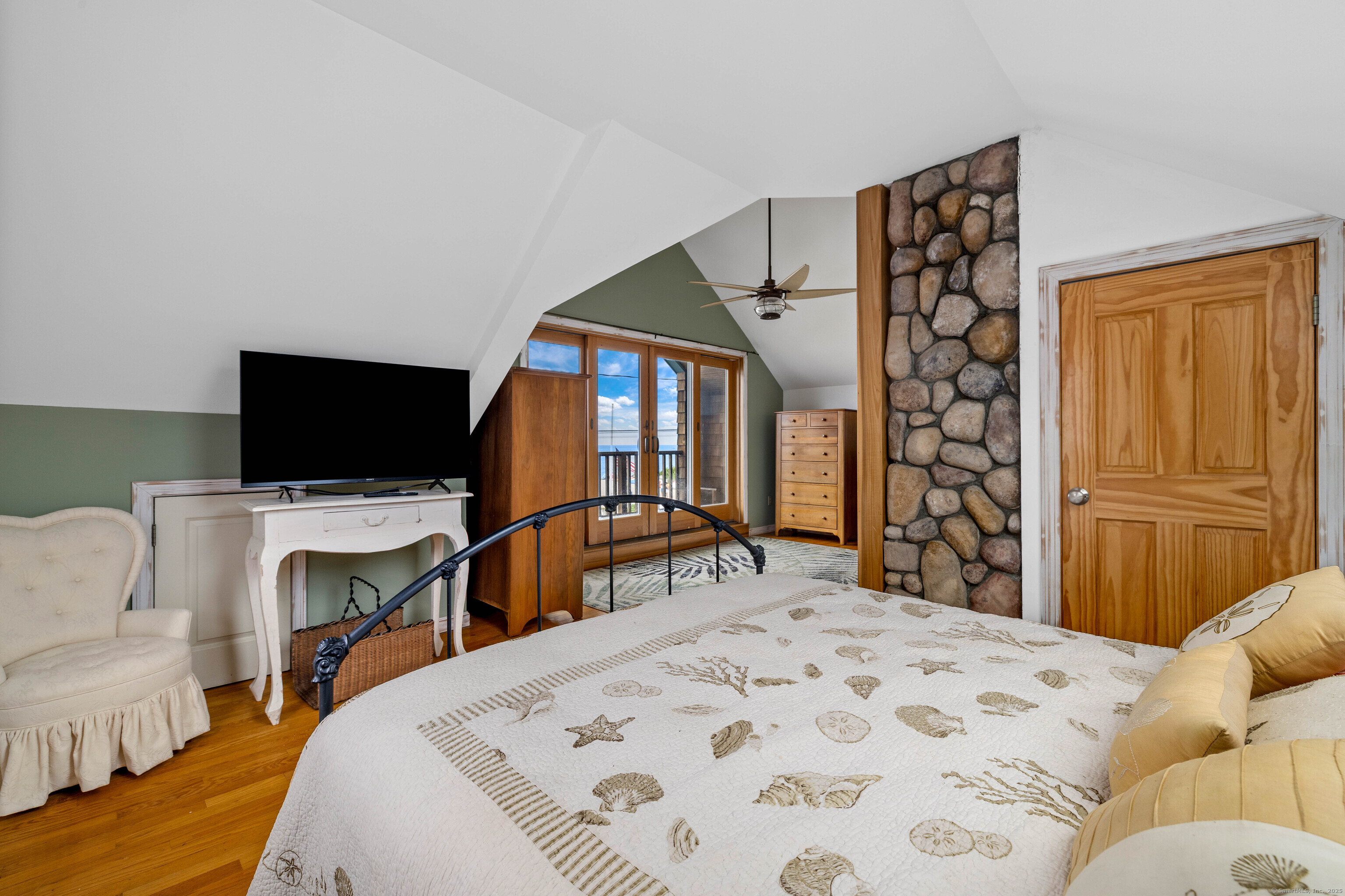 Westbrook, Connecticut, 06498, United States, 3 Bedrooms Bedrooms, ,2 BathroomsBathrooms,Residential,For Sale,1910769