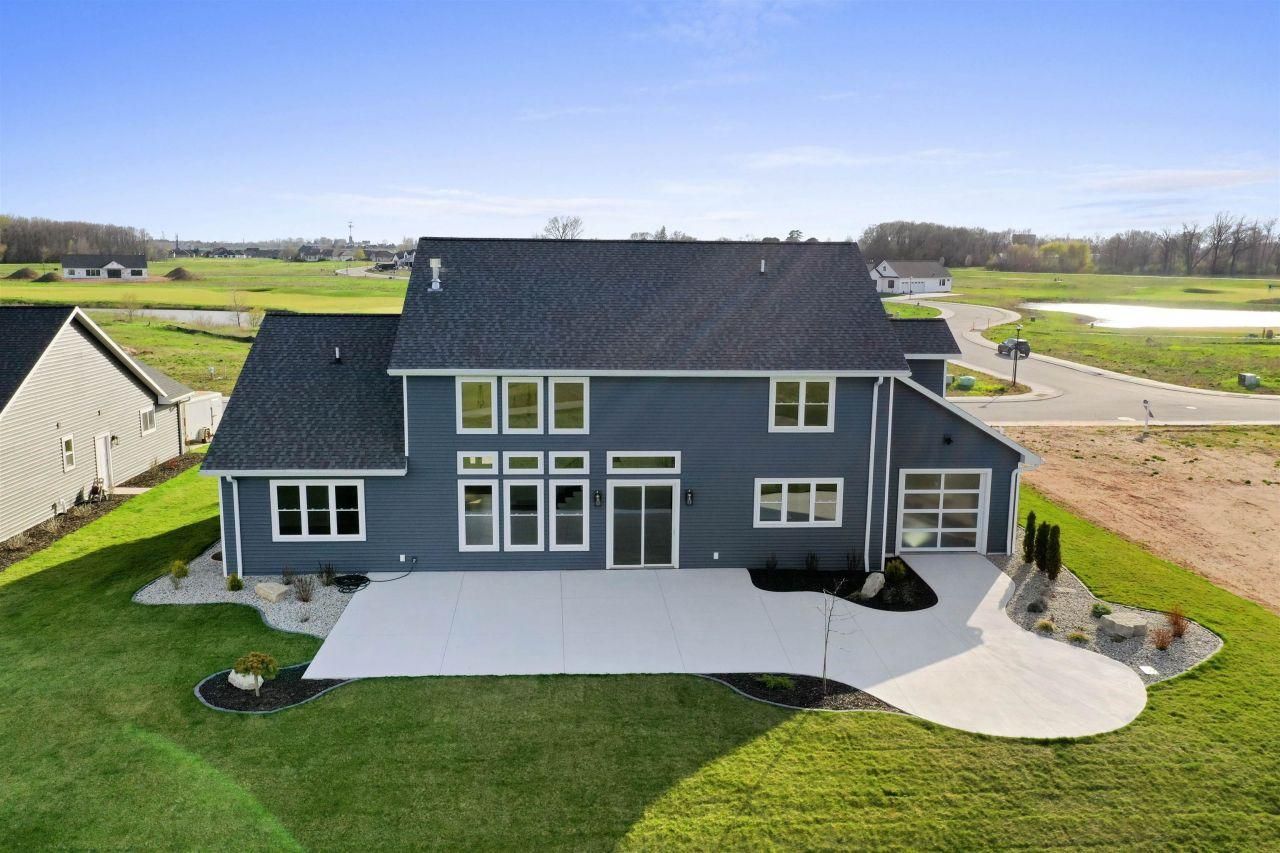 WRIGHTSTOWN, Wisconsin, 54180, United States, 4 Bedrooms Bedrooms, ,3 BathroomsBathrooms,Residential,For Sale,1721117