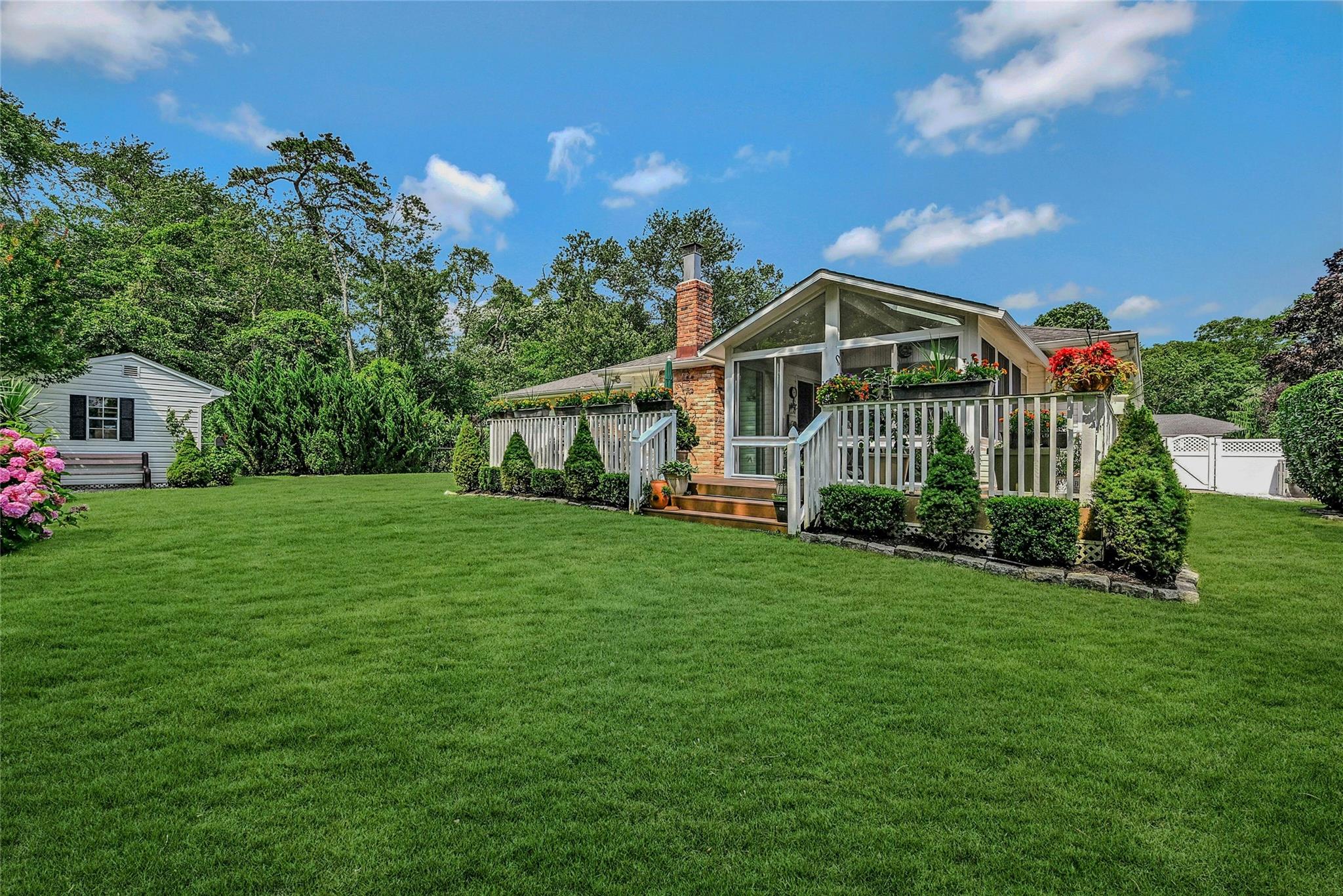 Sayville, New York, 11782, United States, 3 Bedrooms Bedrooms, ,2 BathroomsBathrooms,Residential,For Sale,1892775