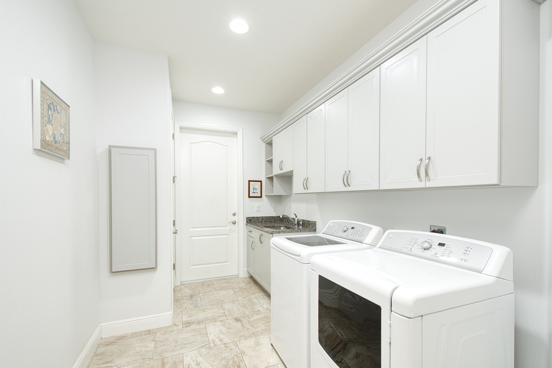 Clermont, Florida, 34711, United States, 3 Bedrooms Bedrooms, ,3 BathroomsBathrooms,Residential,For Sale,1973850