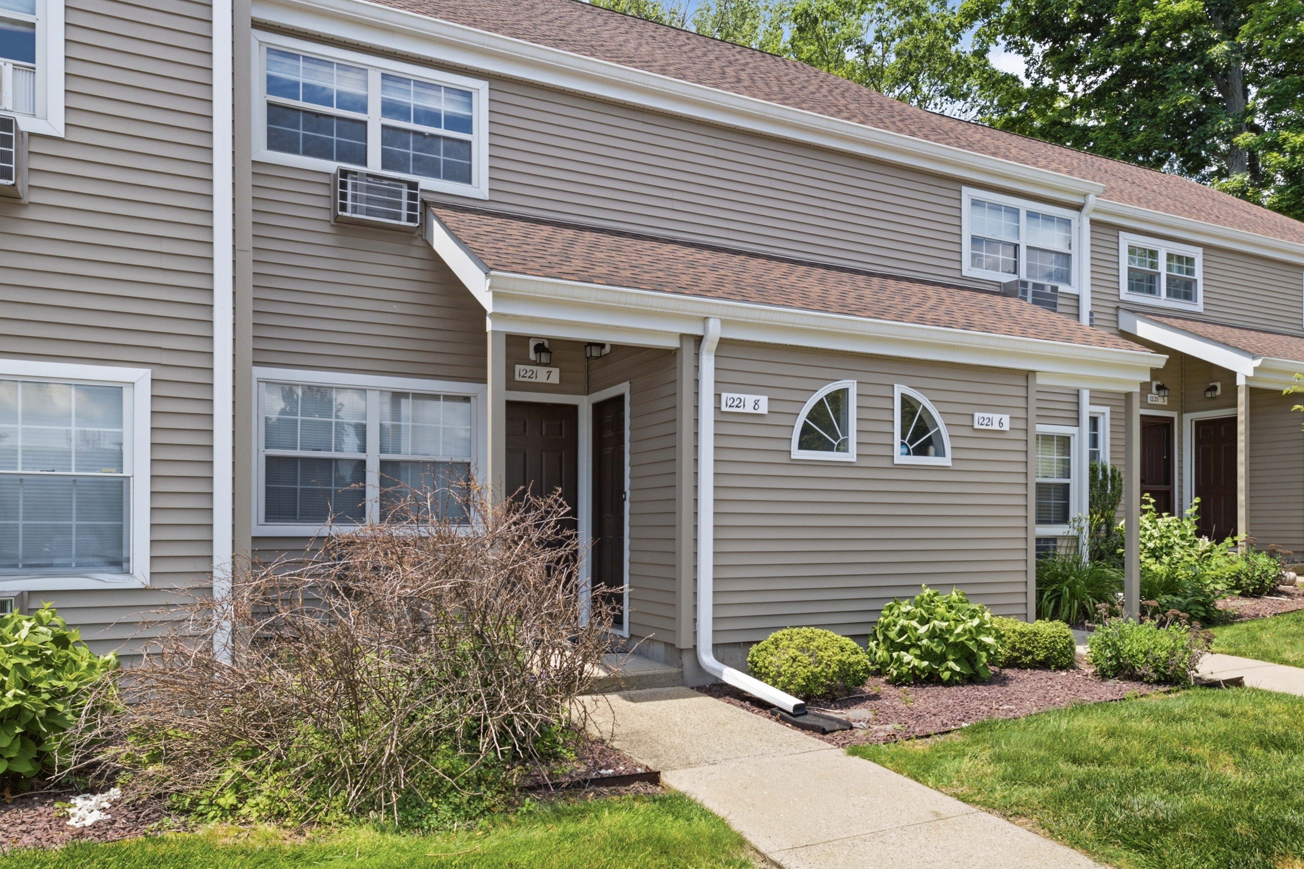  Your move-in ready Woodgate townhouse awaits - 物件實景