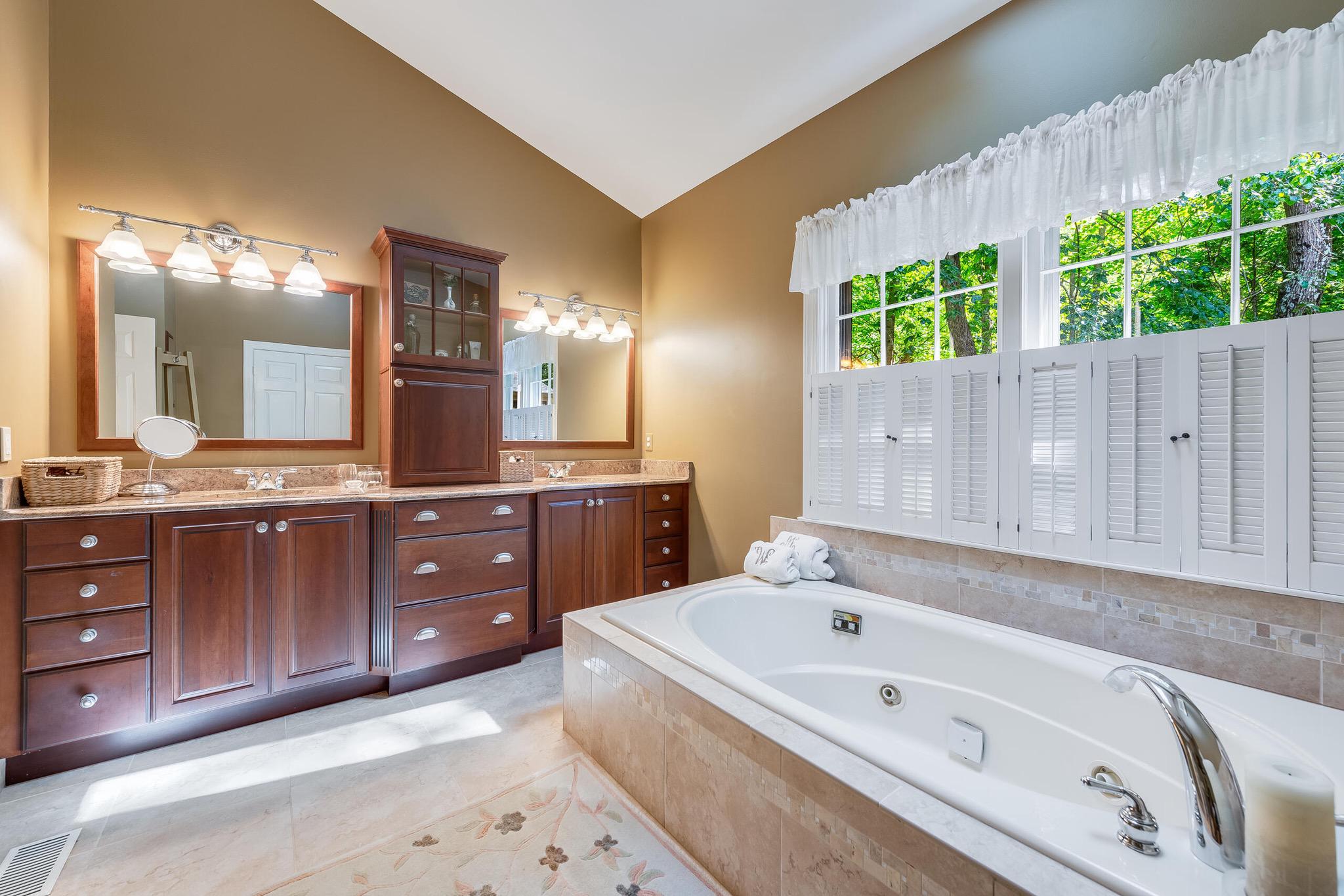  2028 Spring Branch Drive, Vienna, VA, 22181 - 物件實景