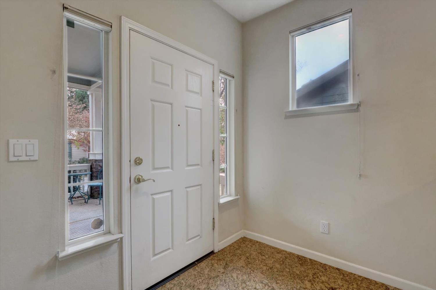 Grass Valley, California, 95945, United States, 2 Bedrooms Bedrooms, ,2 BathroomsBathrooms,Residential,For Sale,2010026