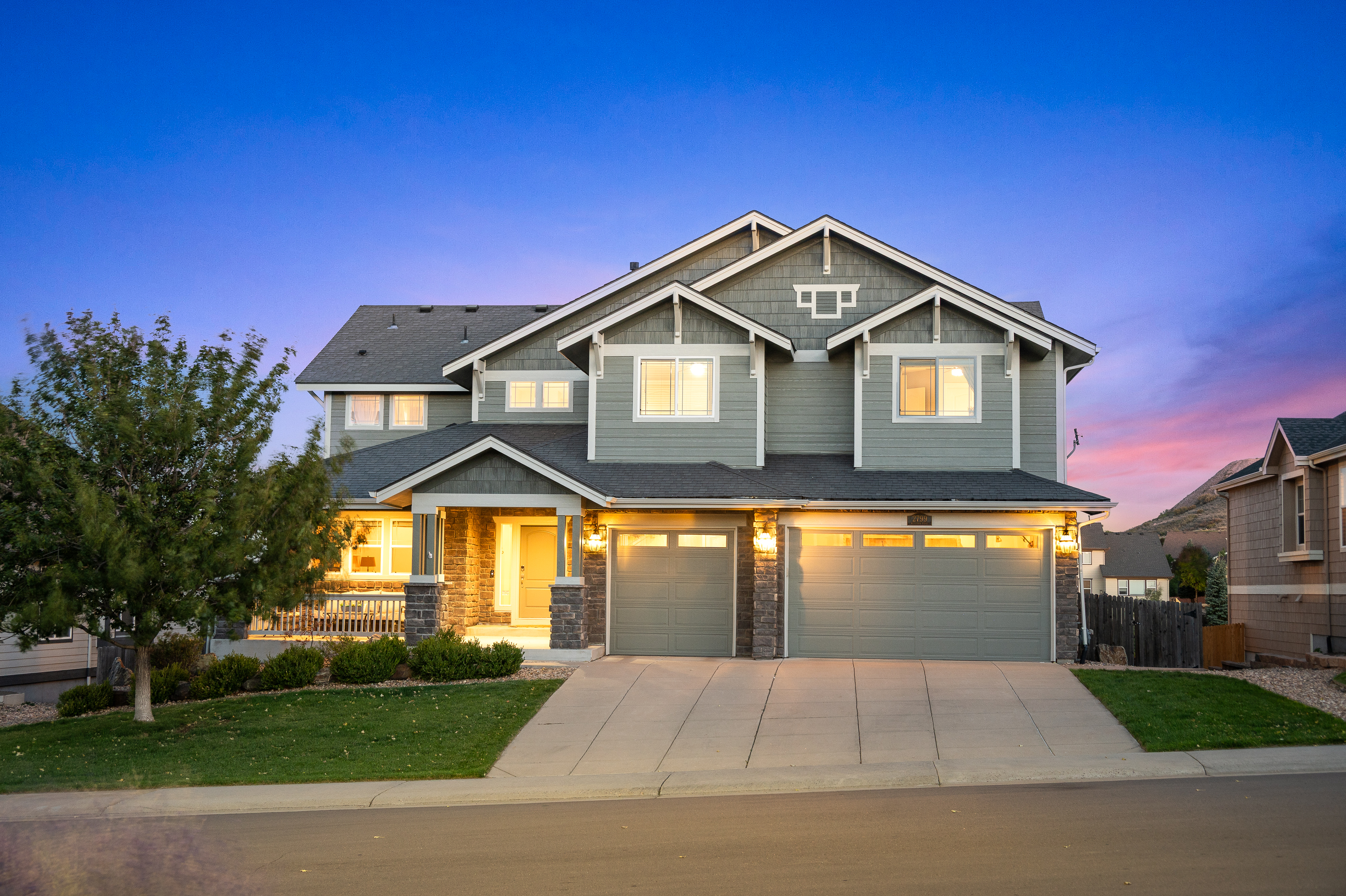  Red Hawk Ridge Fairway Home with Massive Island Kitchen & Walk-Out Golf Entertai - 物件實景