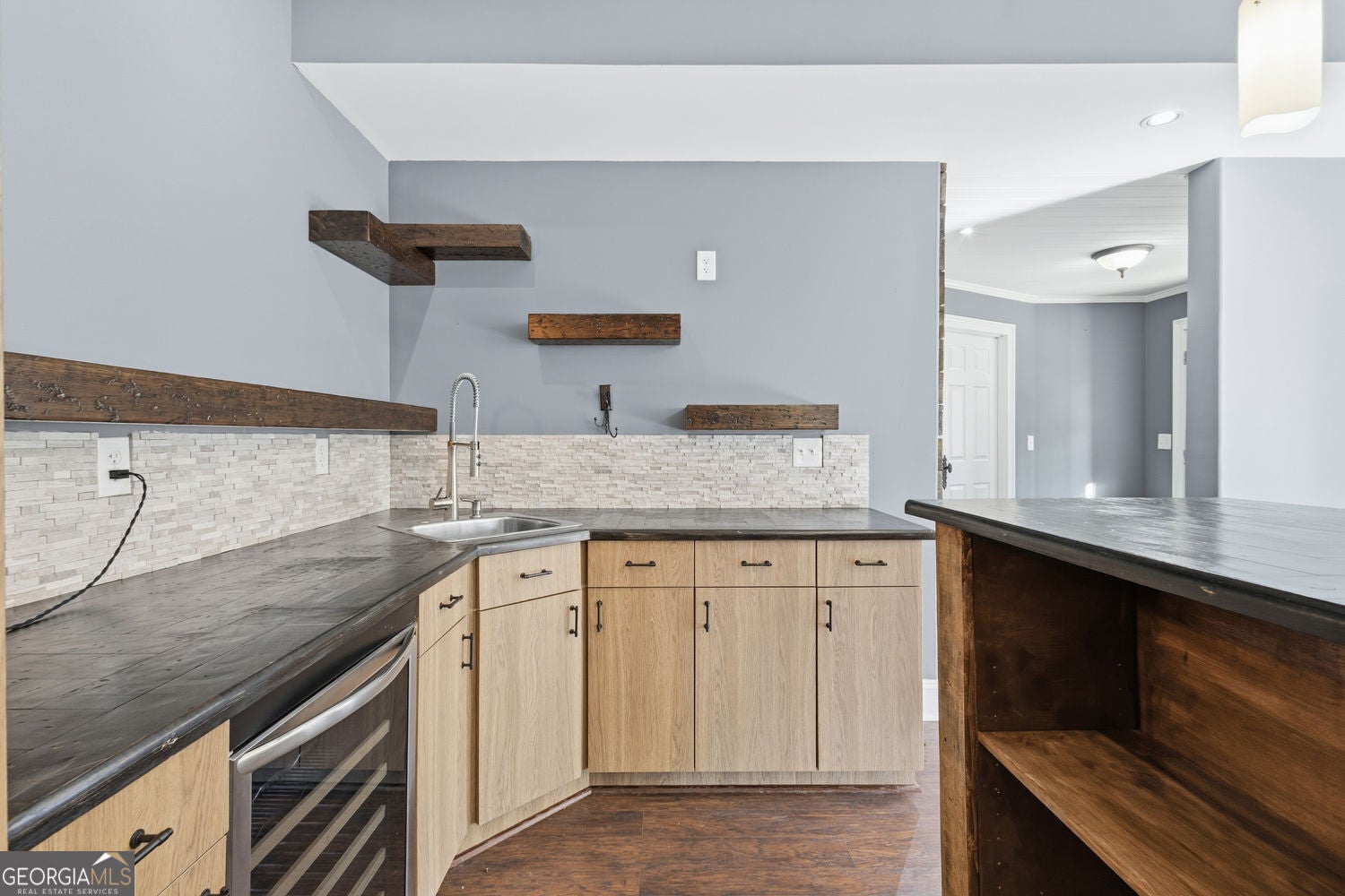 Villa Rica, Georgia, 30180, United States, 5 Bedrooms Bedrooms, ,5 BathroomsBathrooms,Residential,For Sale,2016294