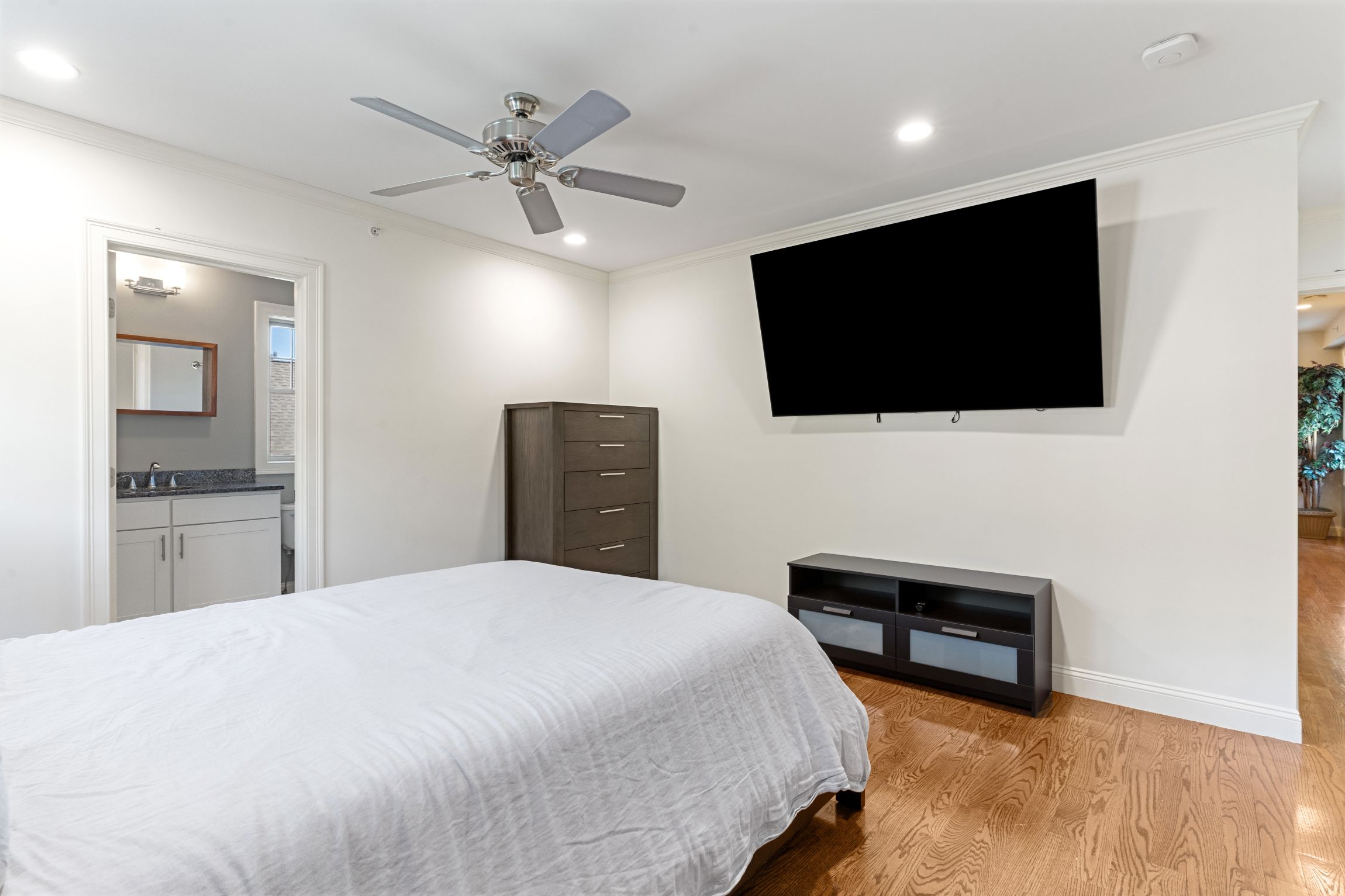  22 Hawthorne Street, Boston, MA, 02119 - 物件實景