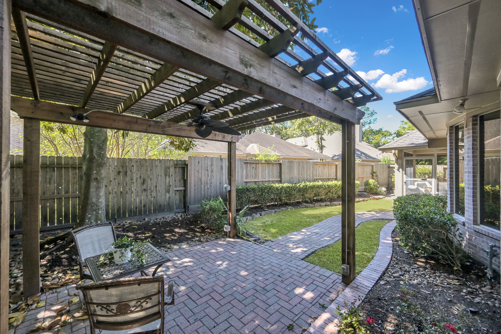 The Woodlands, Texas, 77381, United States, 3 Bedrooms Bedrooms, ,3 BathroomsBathrooms,Residential,For Sale,1987083