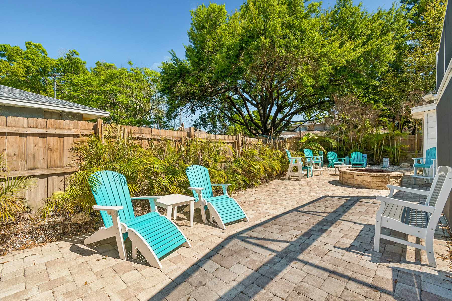  LAKE PADGETT - 物件實景