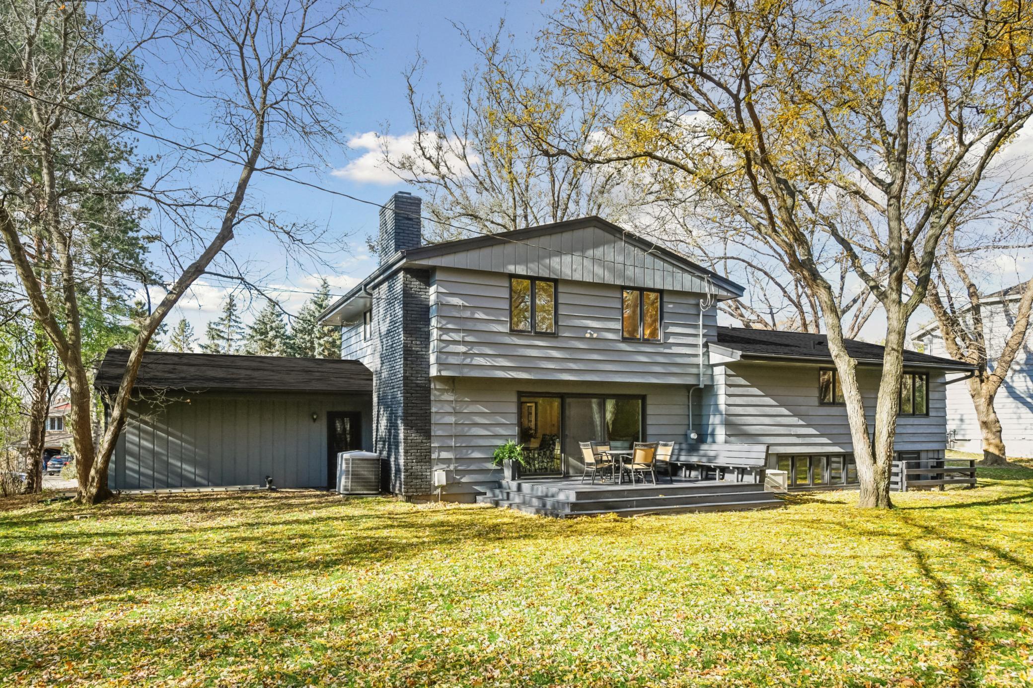 Wayzata, Minnesota, 55391, United States, 5 Bedrooms Bedrooms, ,3 BathroomsBathrooms,Residential,For Sale,1991556