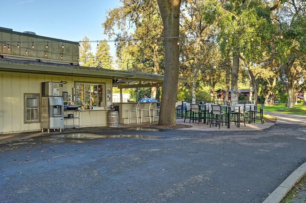 El Macero, California, 95618, United States, 2 Bedrooms Bedrooms, ,2 BathroomsBathrooms,Residential,For Sale,1989301