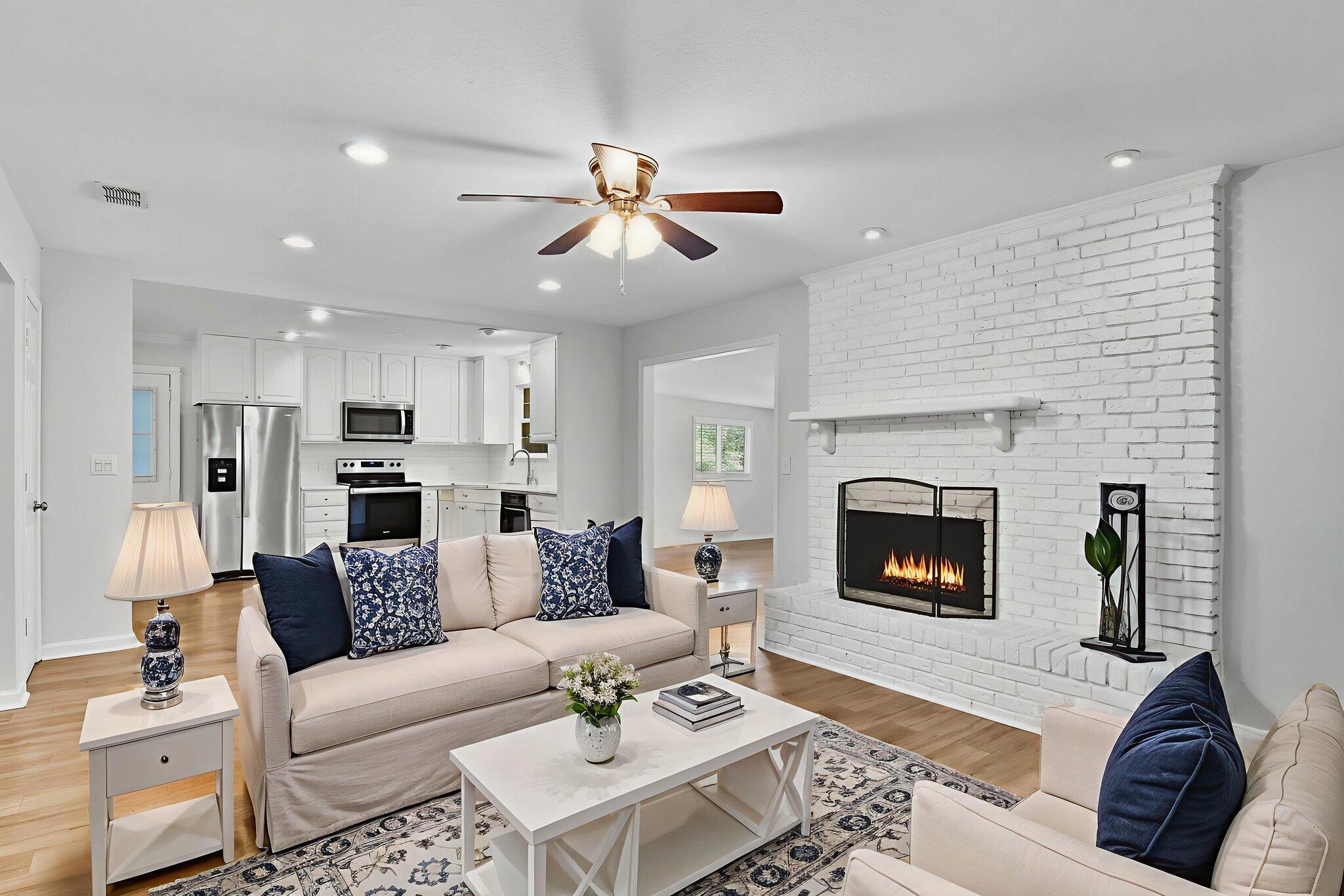 Niceville, Florida, 32578, United States, 4 Bedrooms Bedrooms, ,2 BathroomsBathrooms,Residential,For Sale,1961467