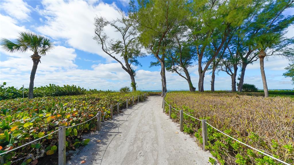 Longboat Key, Florida, 34228, United States, 2 Bedrooms Bedrooms, ,2 BathroomsBathrooms,Residential,For Sale,1837810