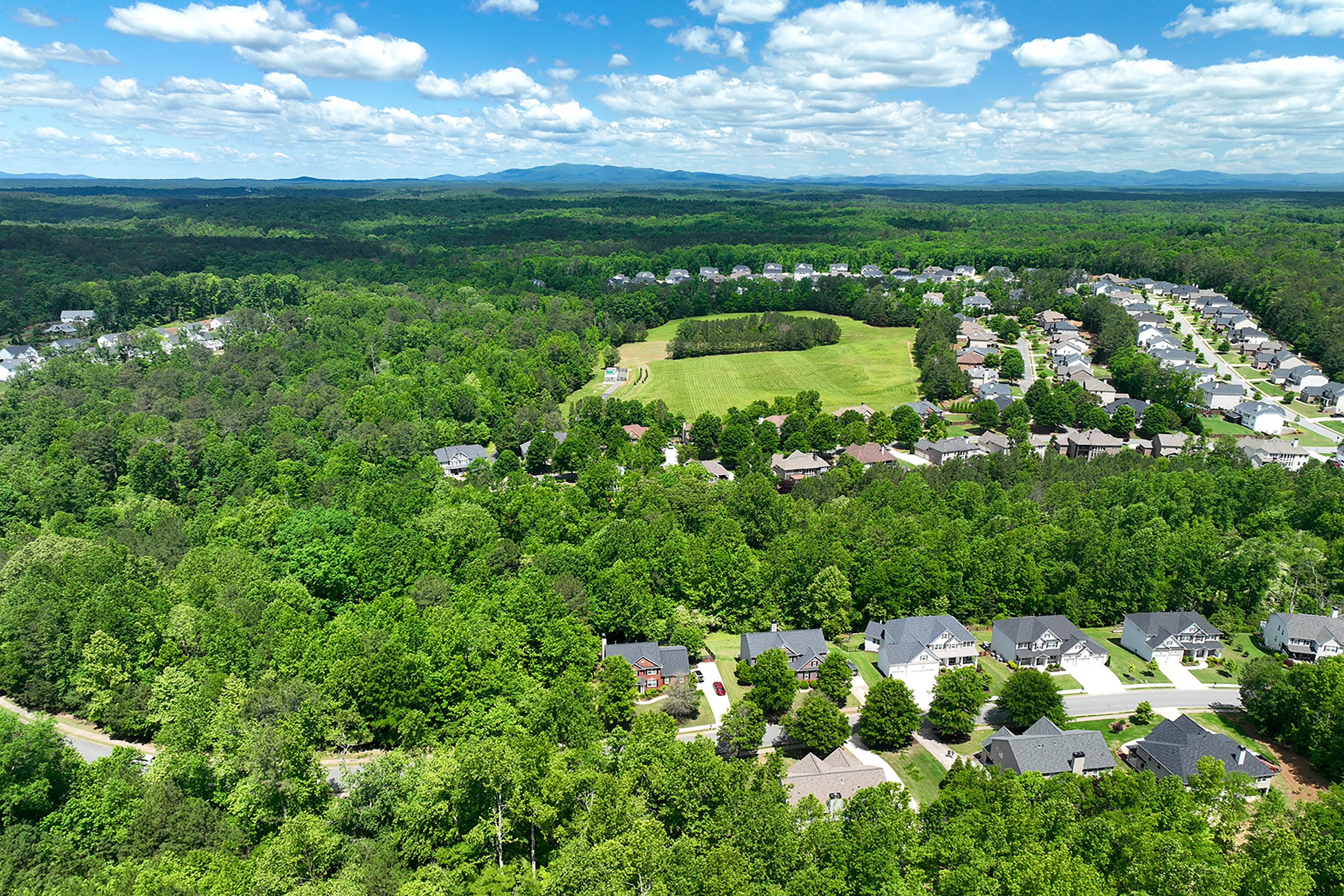  Classic Beauty in Amenity-rich Parkstone Community - 物件實景