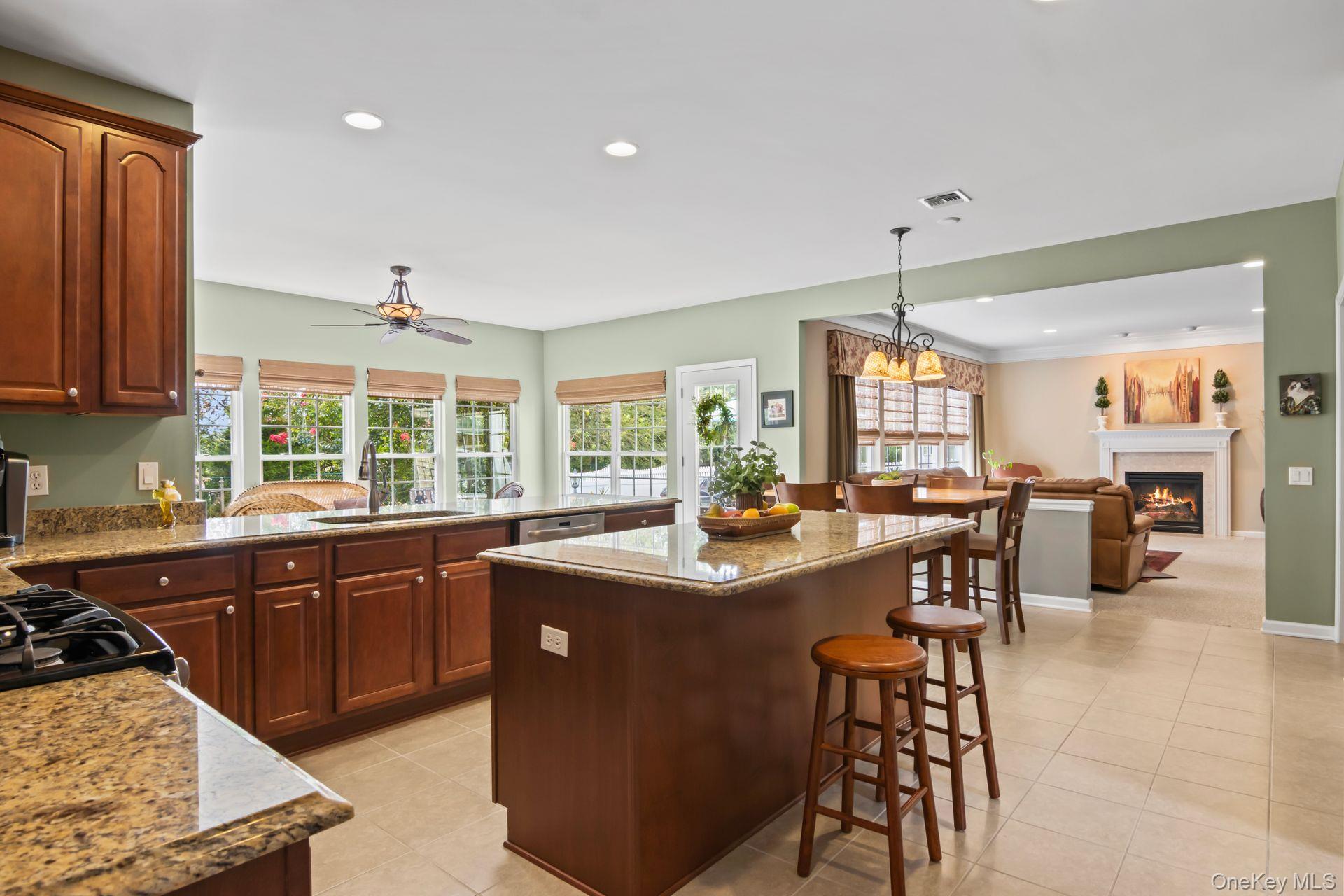 Mount Sinai, New York, 11766, United States, 4 Bedrooms Bedrooms, ,3 BathroomsBathrooms,Residential,For Sale,1934193