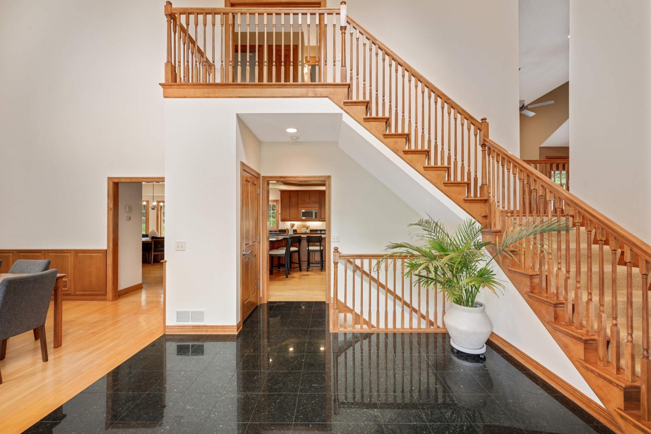 Woodbury, Minnesota, 55129, United States, 5 Bedrooms Bedrooms, ,5 BathroomsBathrooms,Residential,For Sale,1989522