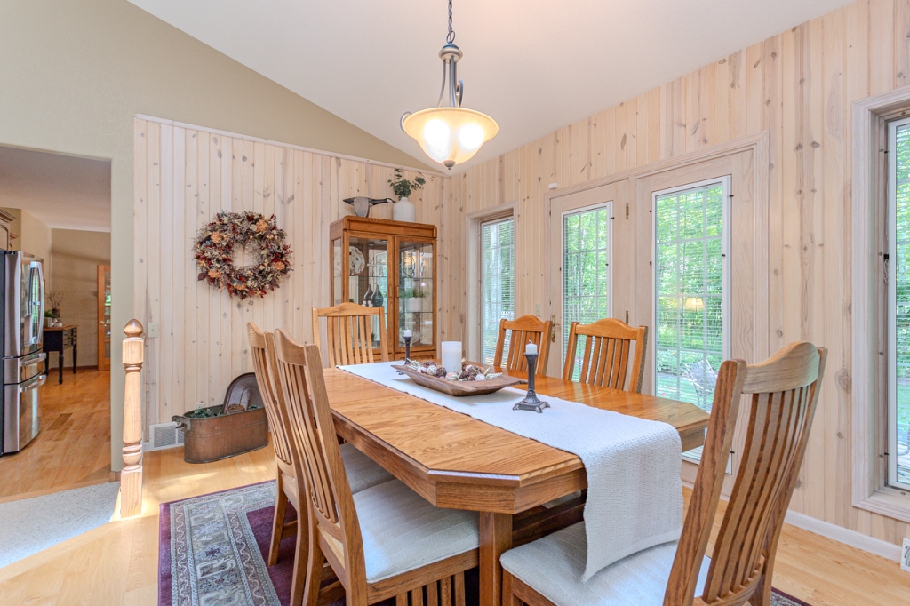 Wausau, Wisconsin, 54401, United States, 4 Bedrooms Bedrooms, ,3 BathroomsBathrooms,Residential,For Sale,1889957
