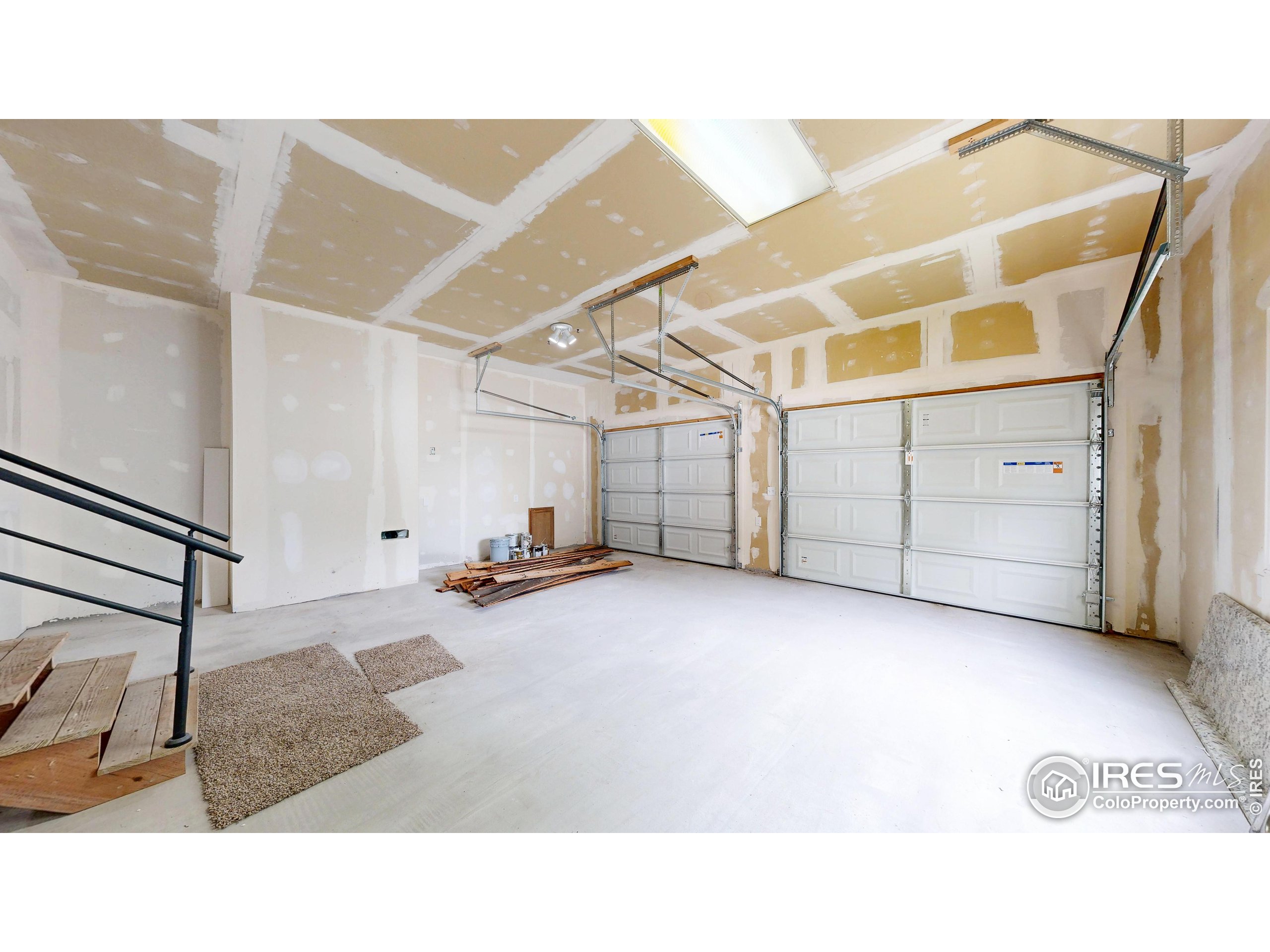Milliken, Colorado, 80543, United States, 5 Bedrooms Bedrooms, ,1 BathroomBathrooms,Residential,For Sale,1896024