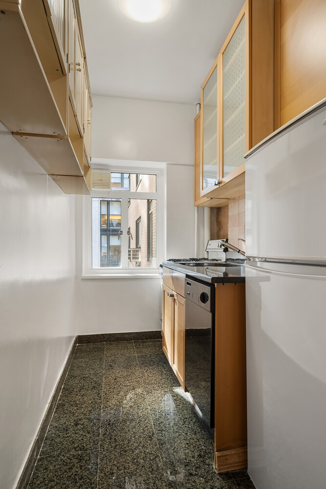 New York City, New York, 10016, United States, 1 Bedroom Bedrooms, ,1 BathroomBathrooms,Residential,For Sale,1989046