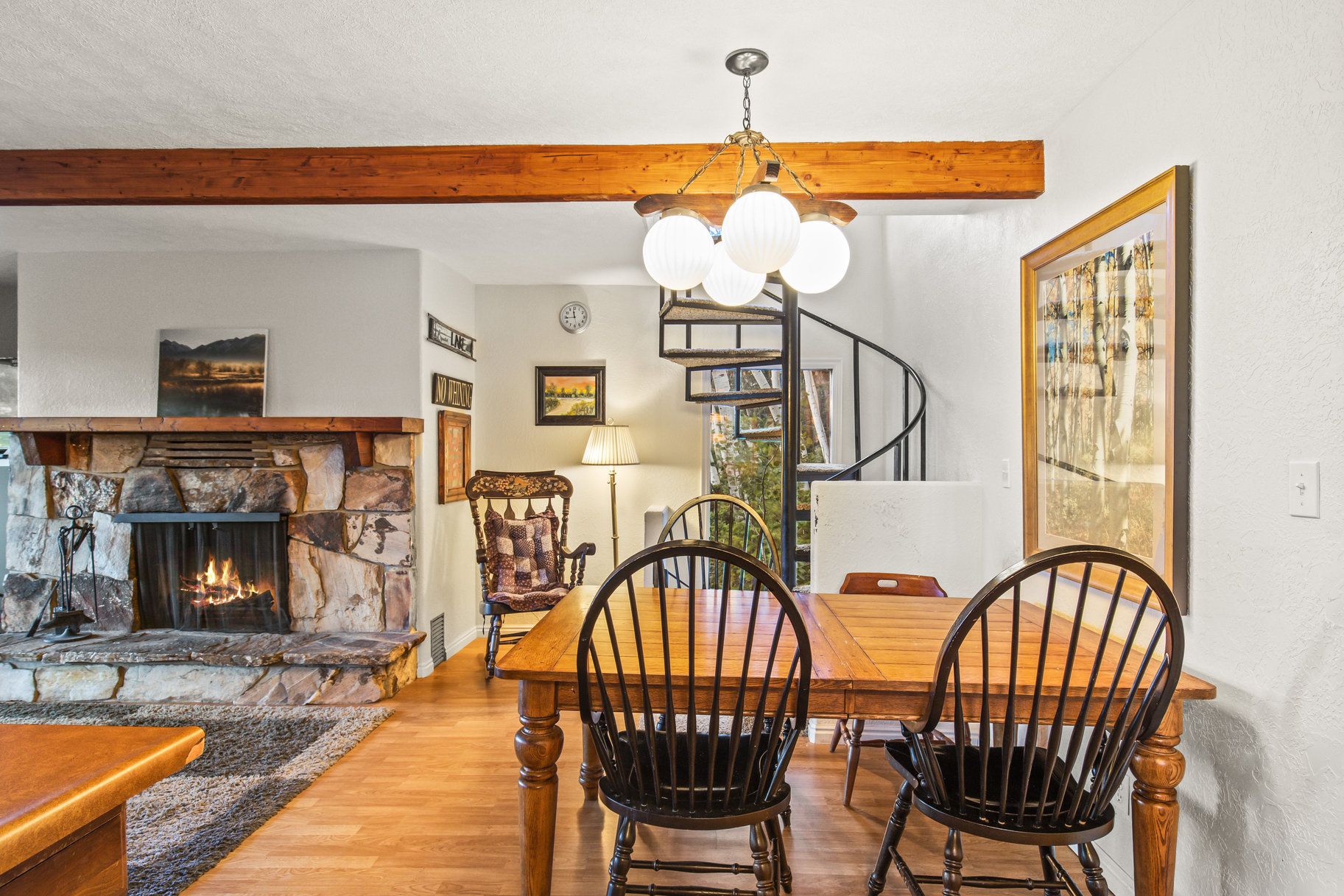  Fish Lake Two-Story Cabin with Views - 物件實景