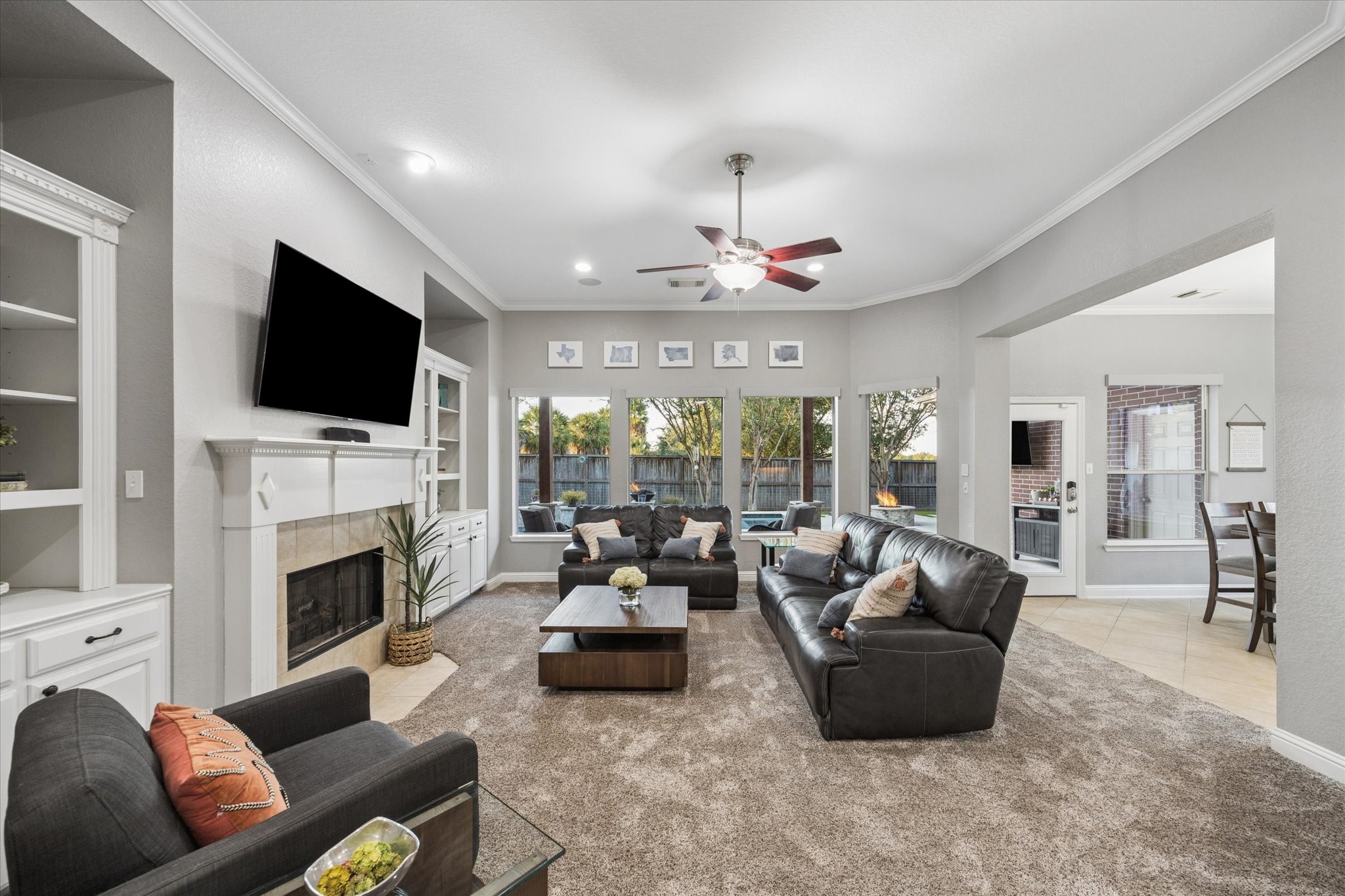  3523 Silvercreek Drive - 物件實景