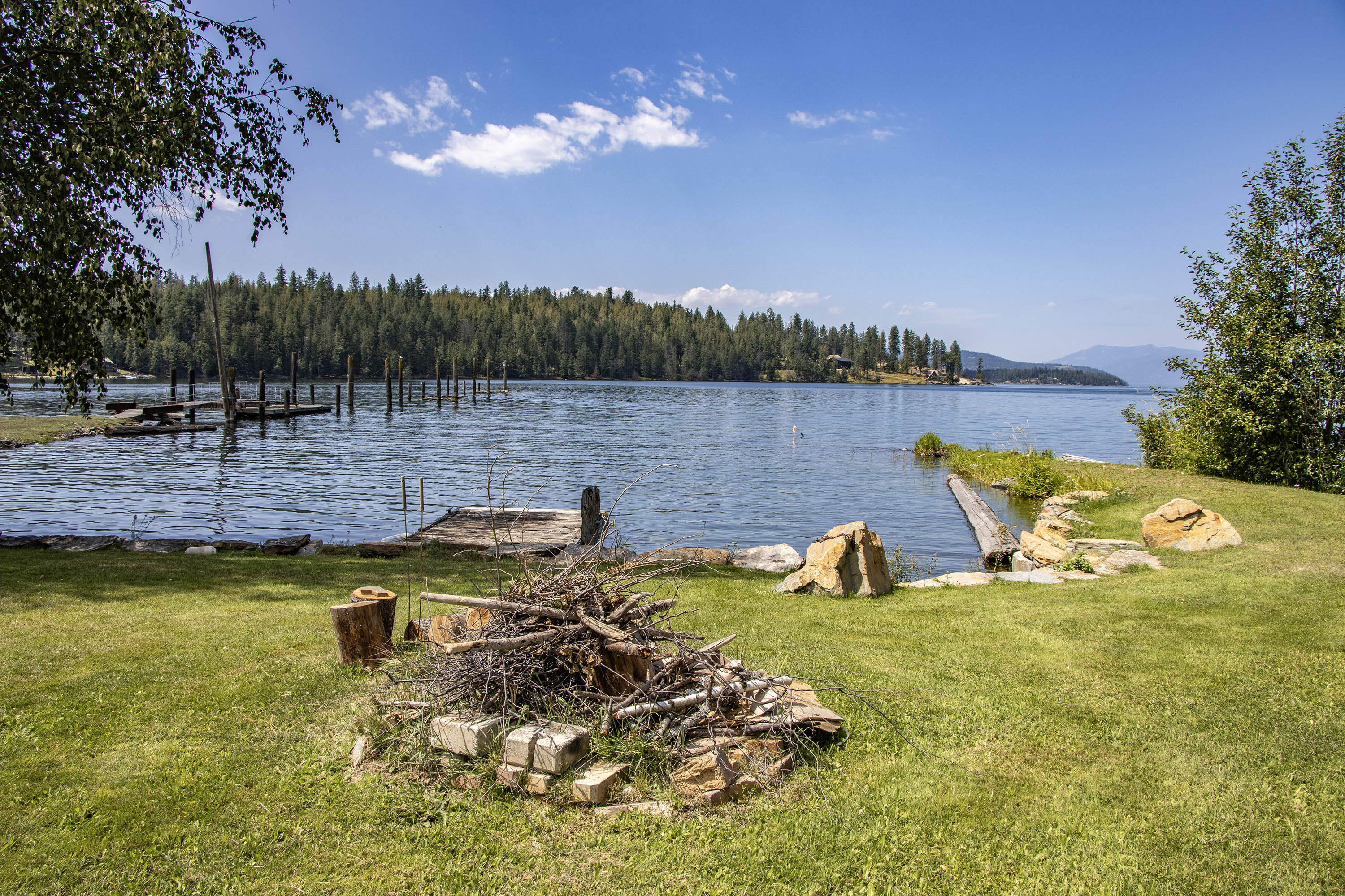 Hope, Idaho, 83836, United States, 2 Bedrooms Bedrooms, ,1 BathroomBathrooms,Residential,For Sale,1904482