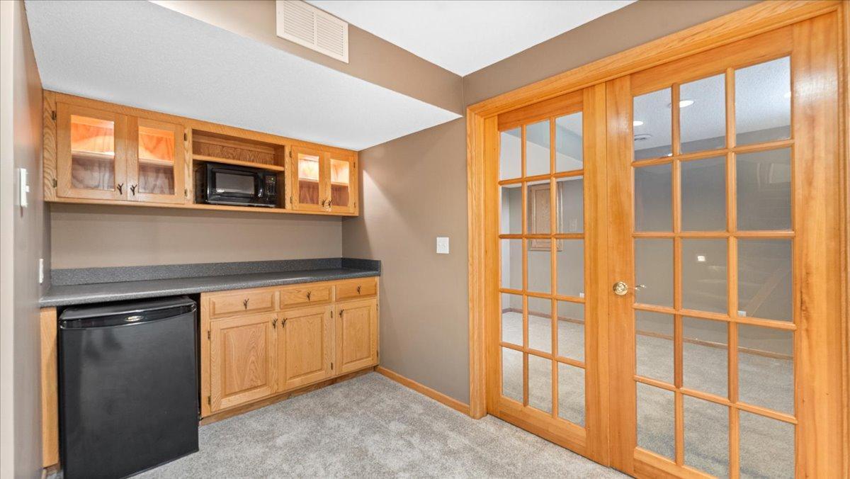 Medina, Minnesota, 55340, United States, 4 Bedrooms Bedrooms, ,2 BathroomsBathrooms,Residential,For Sale,2003439