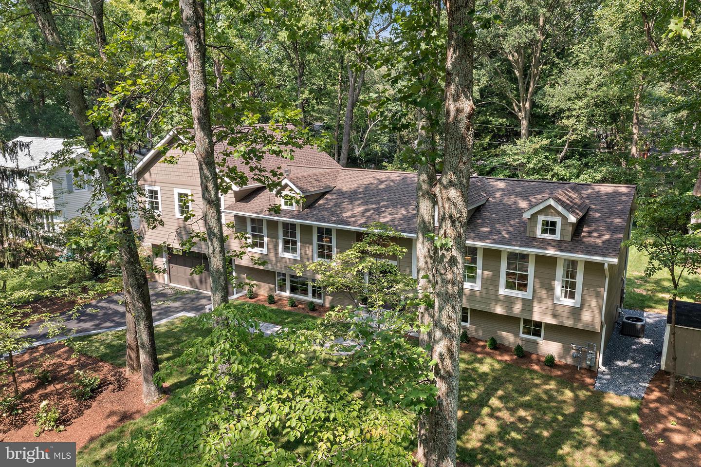 Annapolis, Maryland, 21403, United States, 4 Bedrooms Bedrooms, ,5 BathroomsBathrooms,Residential,For Sale,1900943