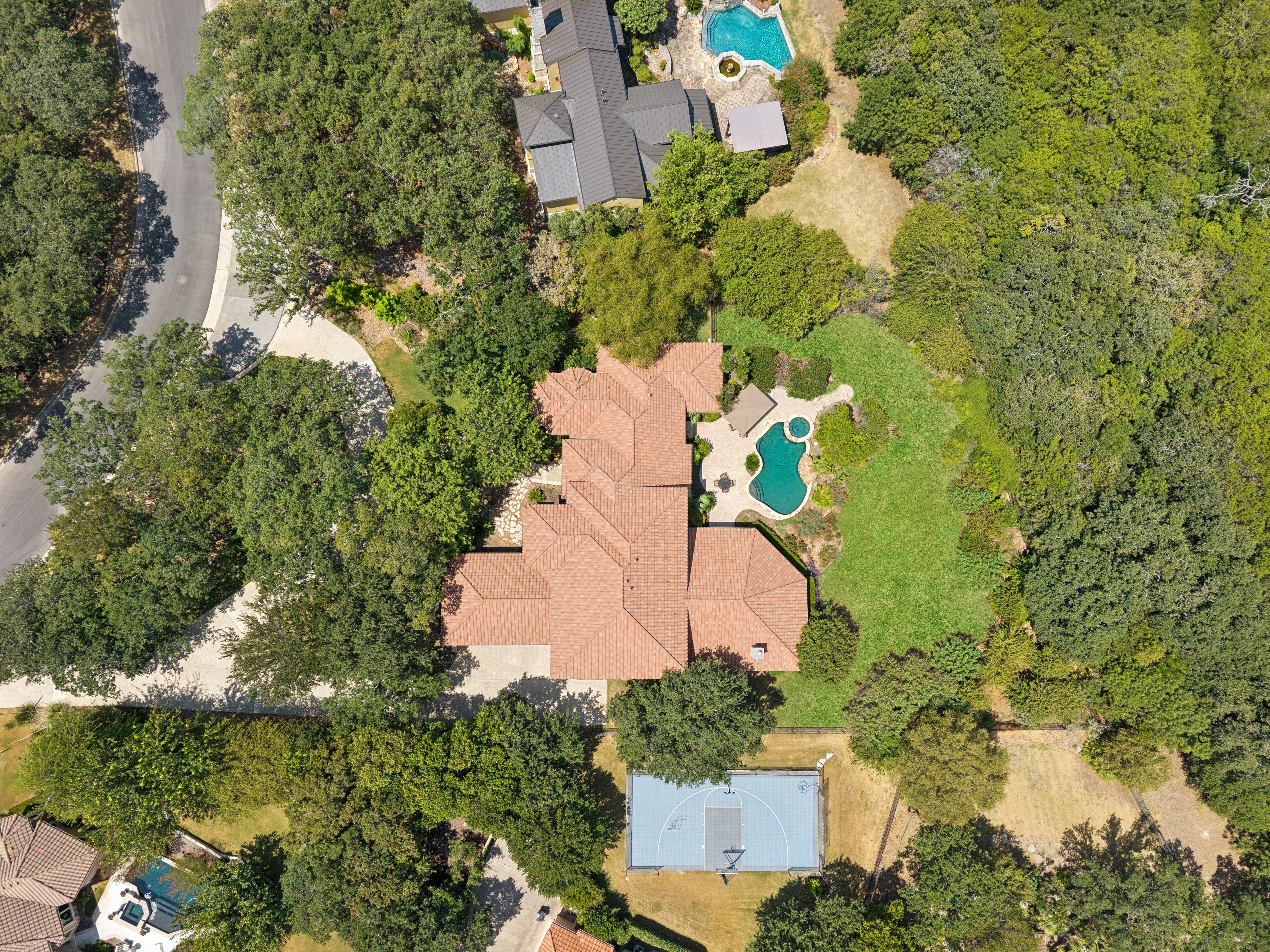  Elevated Living in Bentley Manor - 物件實景