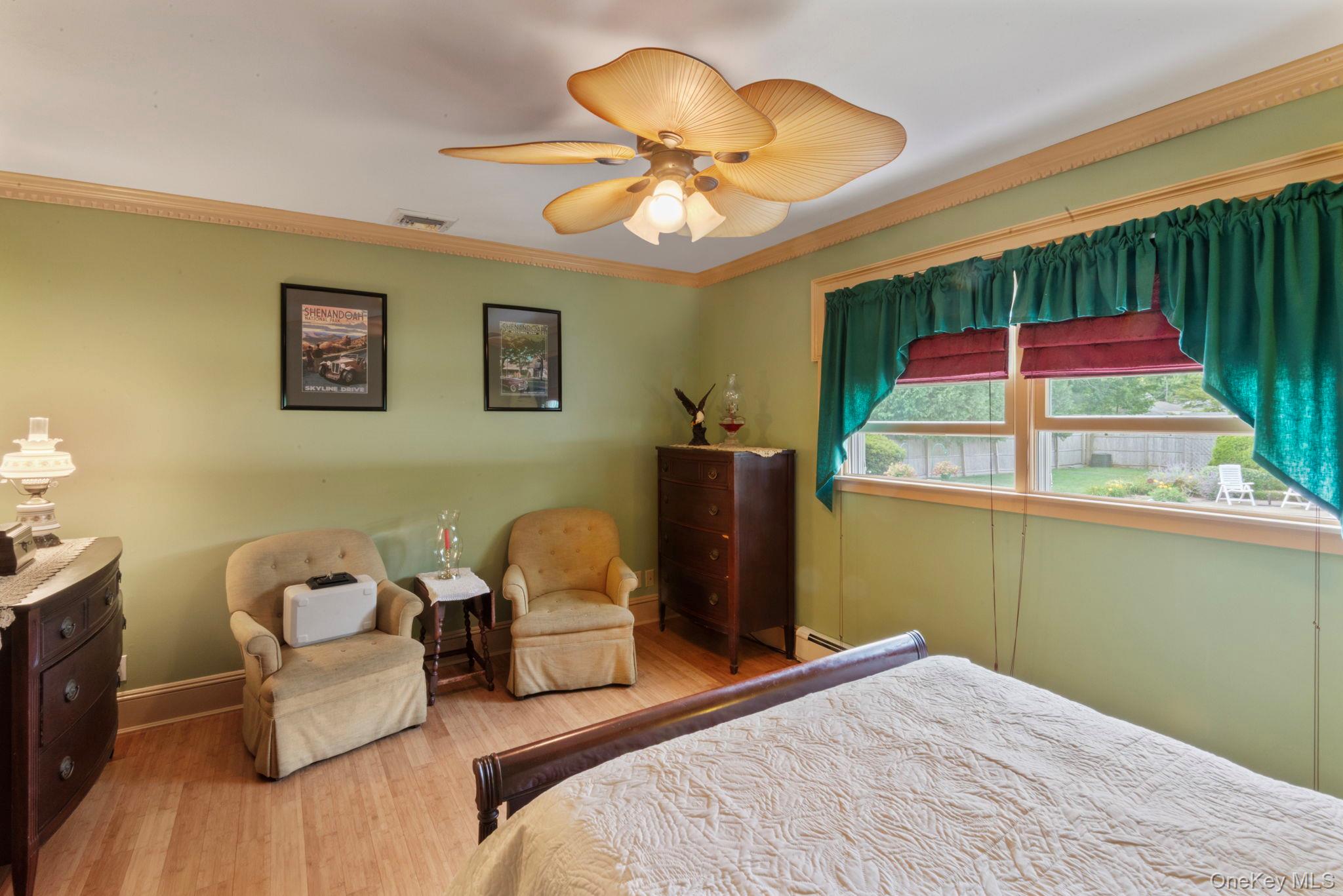 East Northport, New York, 11731, United States, 3 Bedrooms Bedrooms, ,2 BathroomsBathrooms,Residential,For Sale,1924855