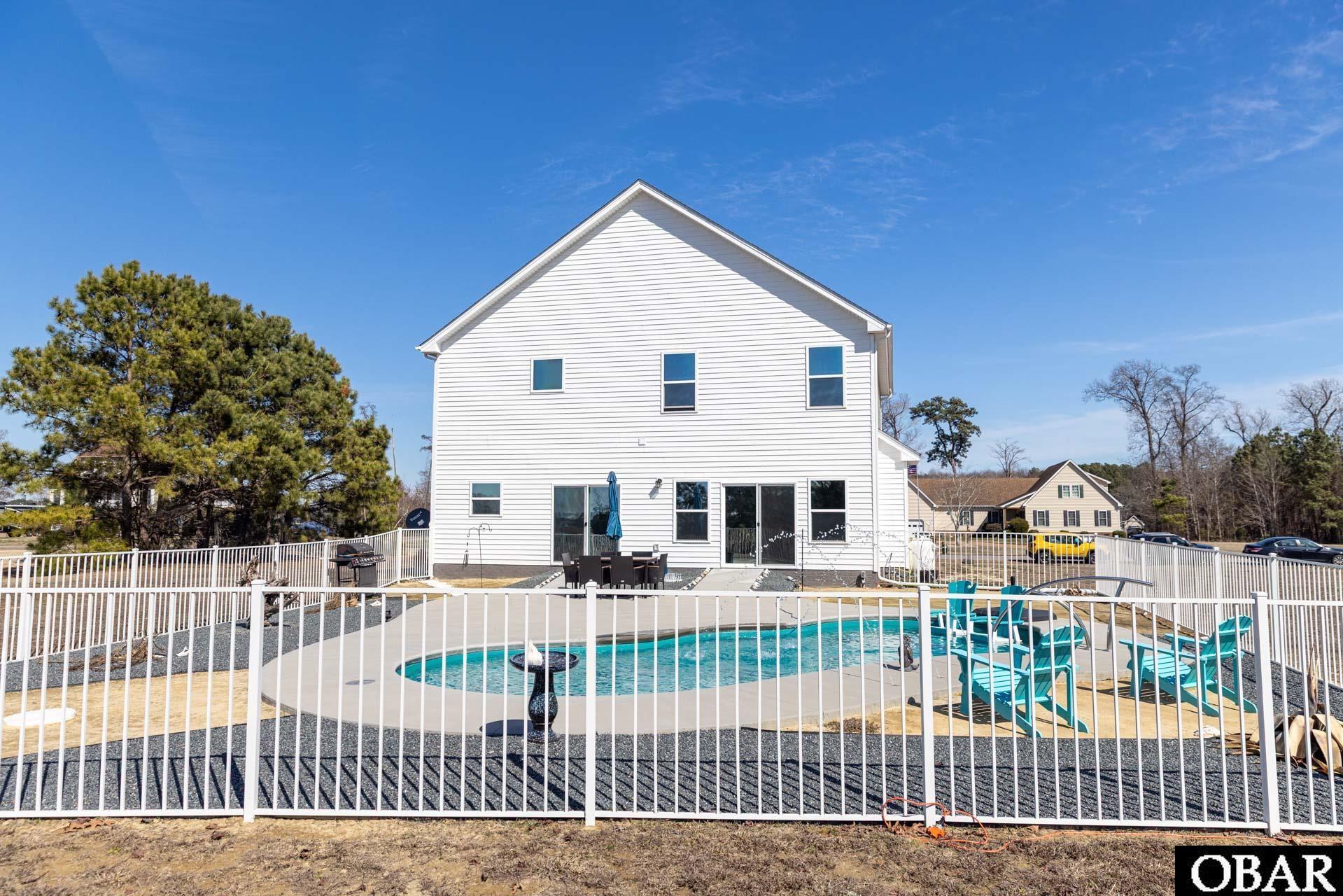 Elizabeth City, North Carolina, 27909, United States, 4 Bedrooms Bedrooms, ,3 BathroomsBathrooms,Residential,For Sale,1728907
